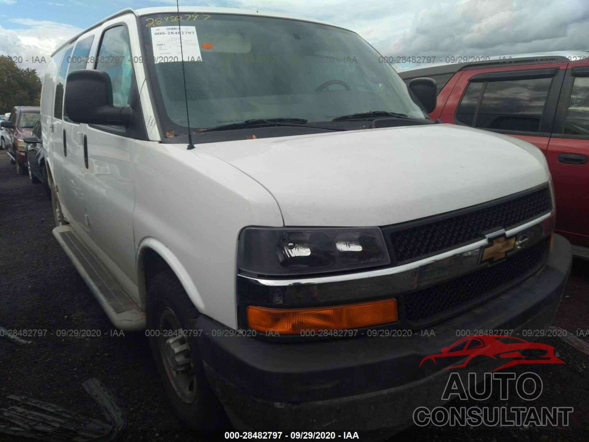 CHEVROLET EXPRESS 2018 - 1GCWGAFG9J1904506