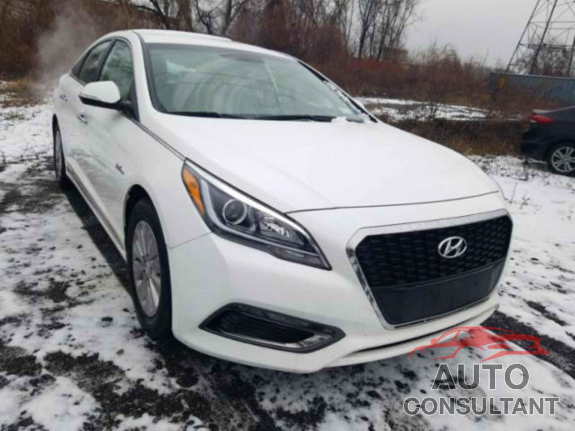 HYUNDAI SONATA HYBRID 2017 - KMHE24L1XHA058162