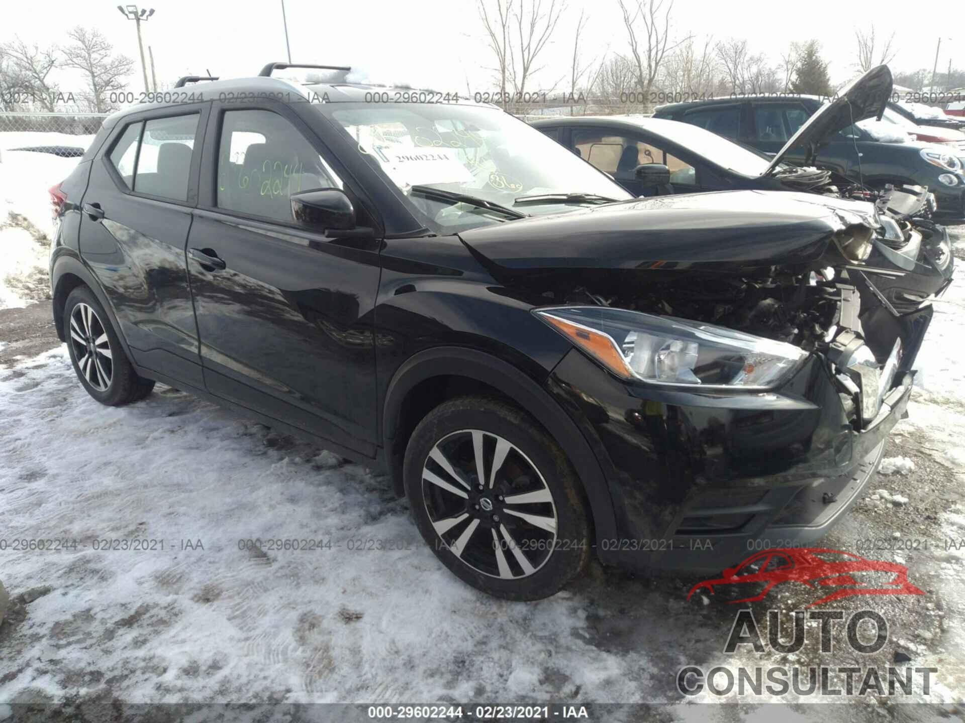 NISSAN KICKS 2018 - 3N1CP5CU0JL534613
