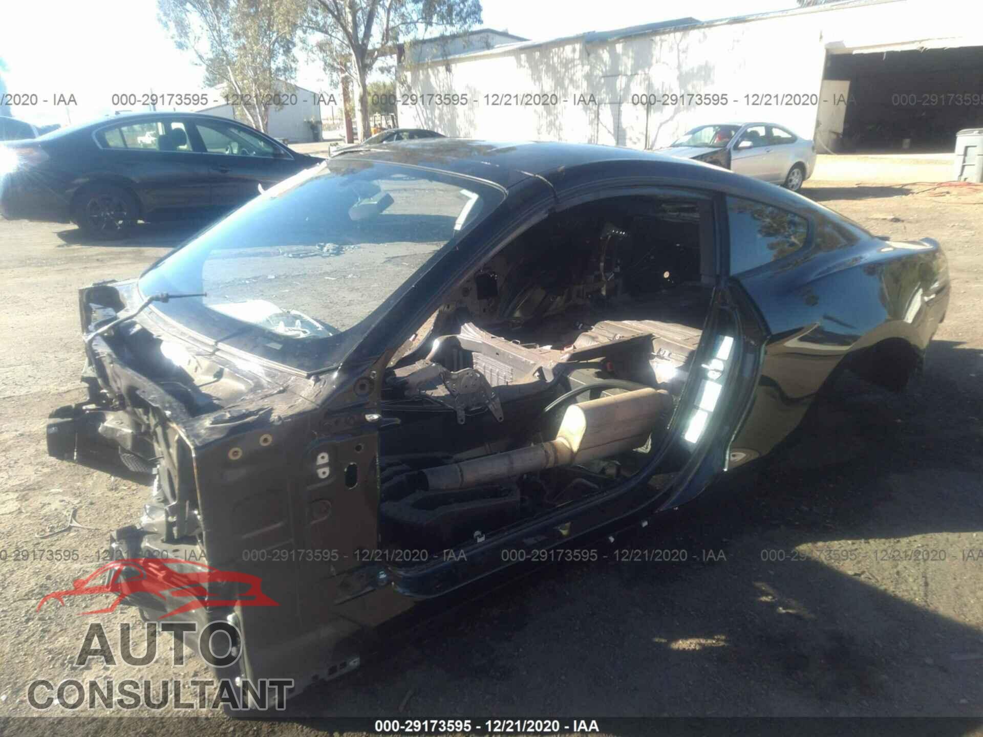 FORD MUSTANG 2019 - 1FA6P8CF3K5178307