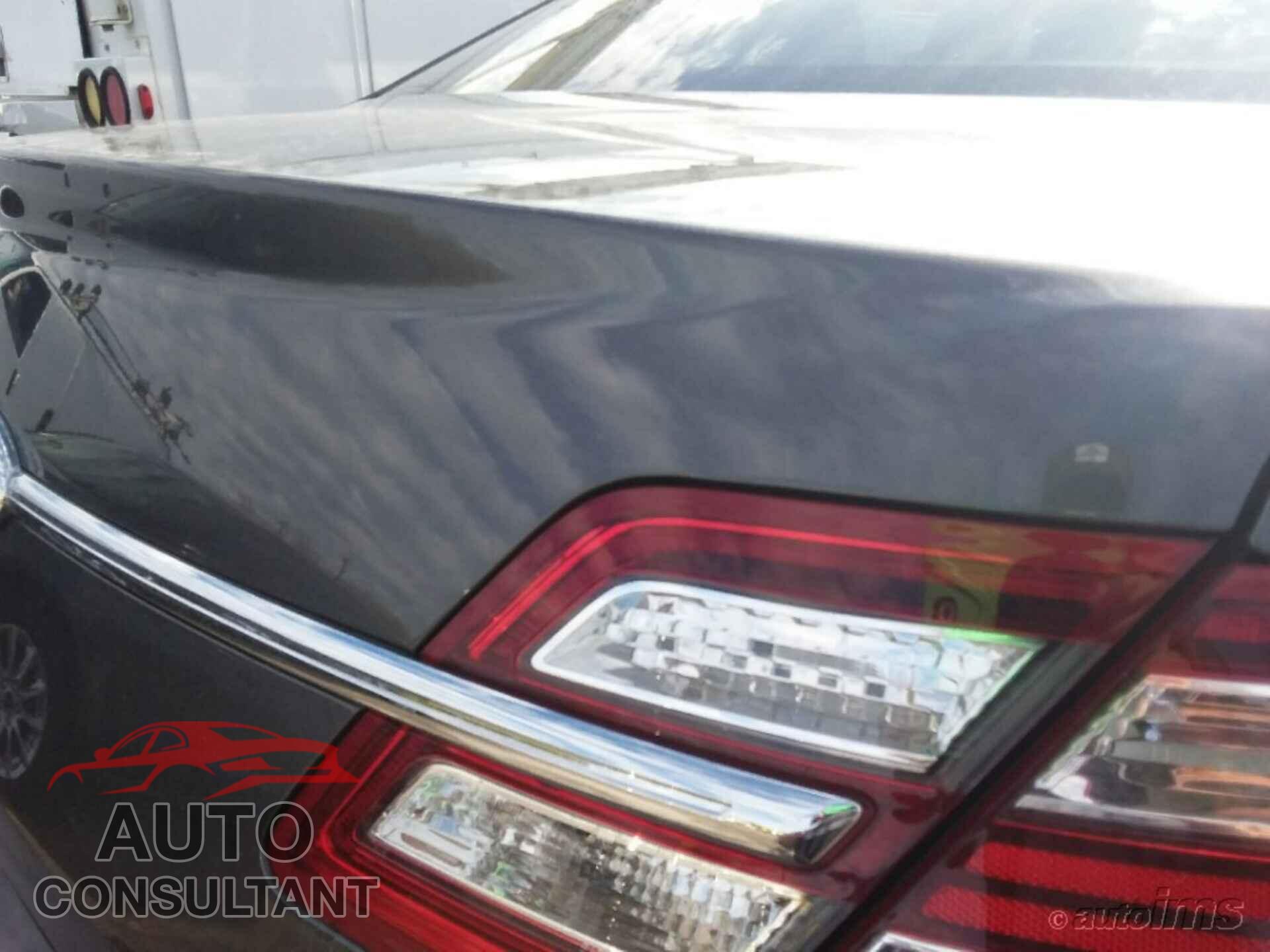 FORD TAURUS 2017 - 1FAHP2D89HG123024