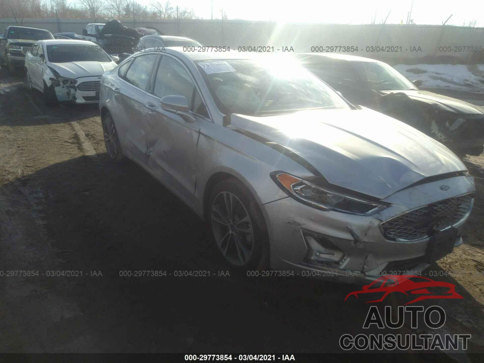 FORD FUSION 2019 - 3FA6P0D95KR207118
