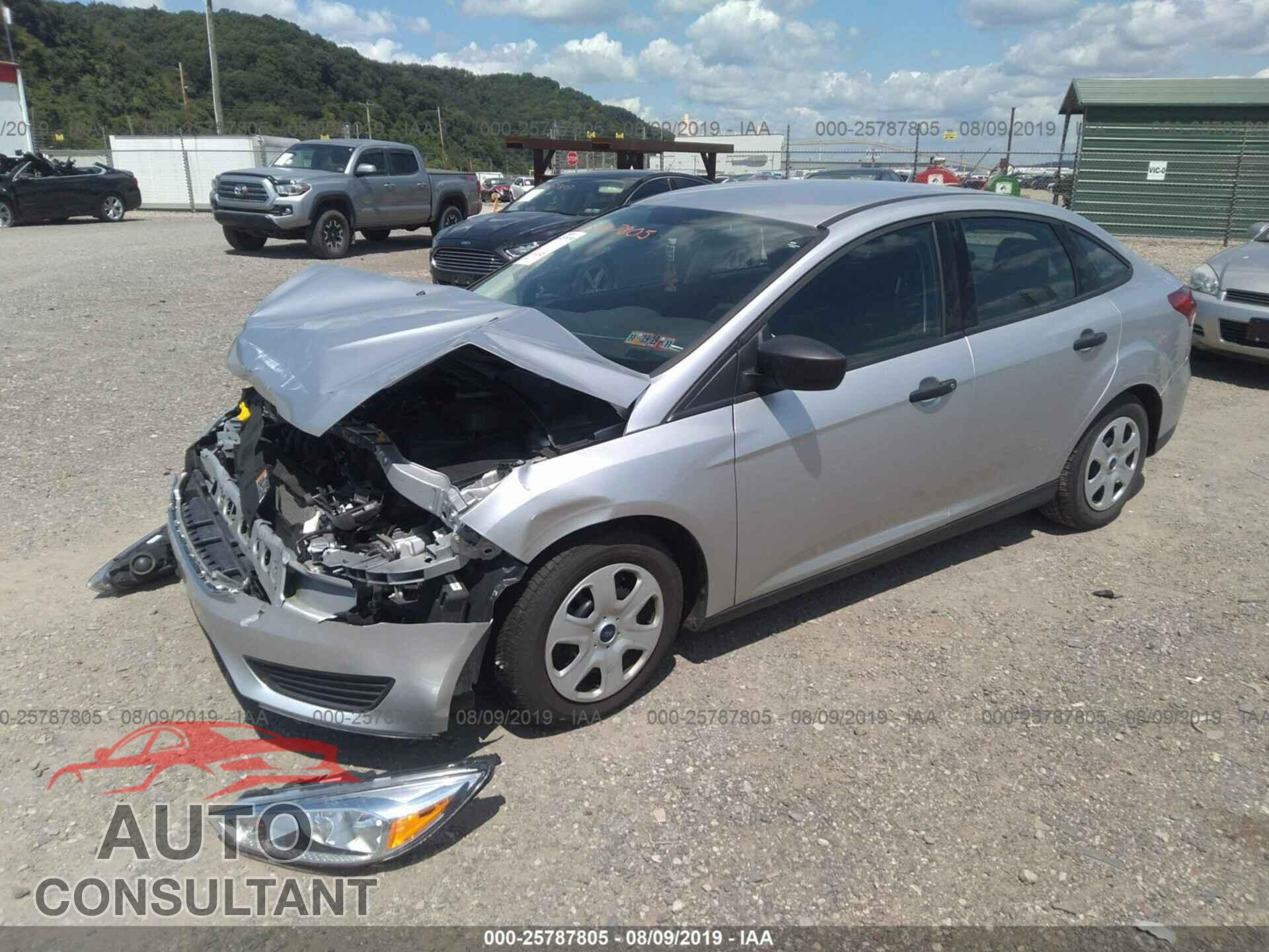 FORD FOCUS 2017 - 1FADP3E26HL302580