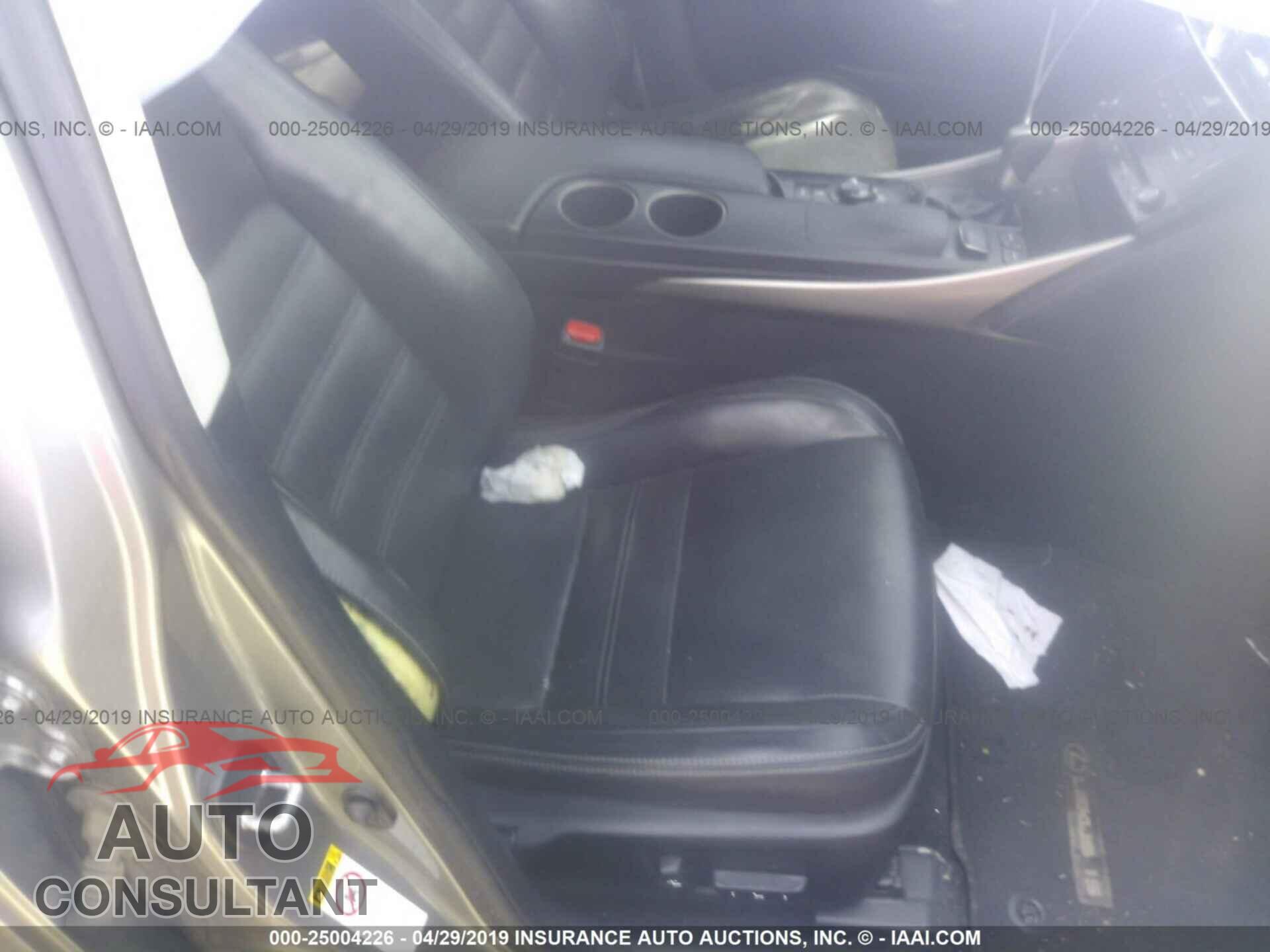 LEXUS IS 2014 - JTHCF1D28E5012774