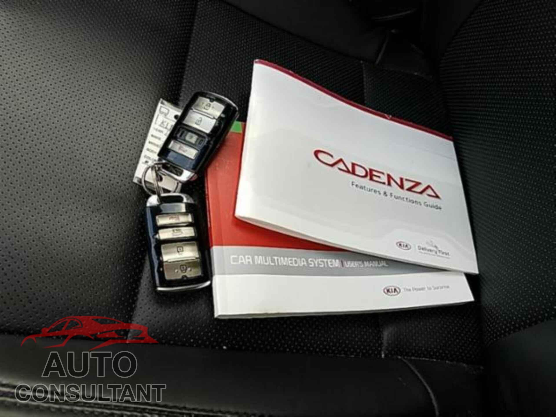 KIA CADENZA 2016 - KNALN4D73G5206145