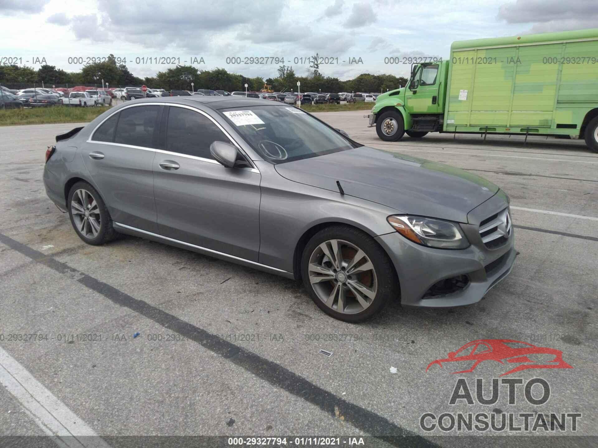 MERCEDES-BENZ C-CLASS 2016 - 55SWF4JB0GU117331