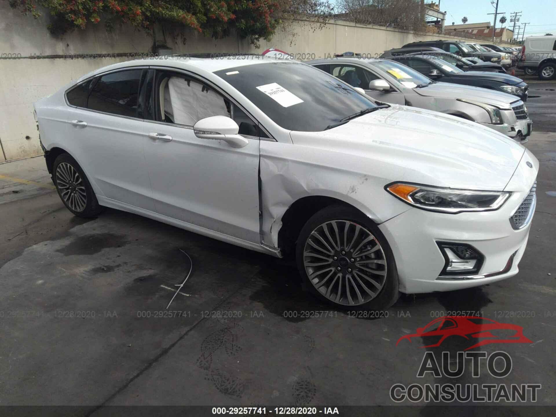 FORD FUSION ENERGI 2019 - 3FA6P0SU0KR232290