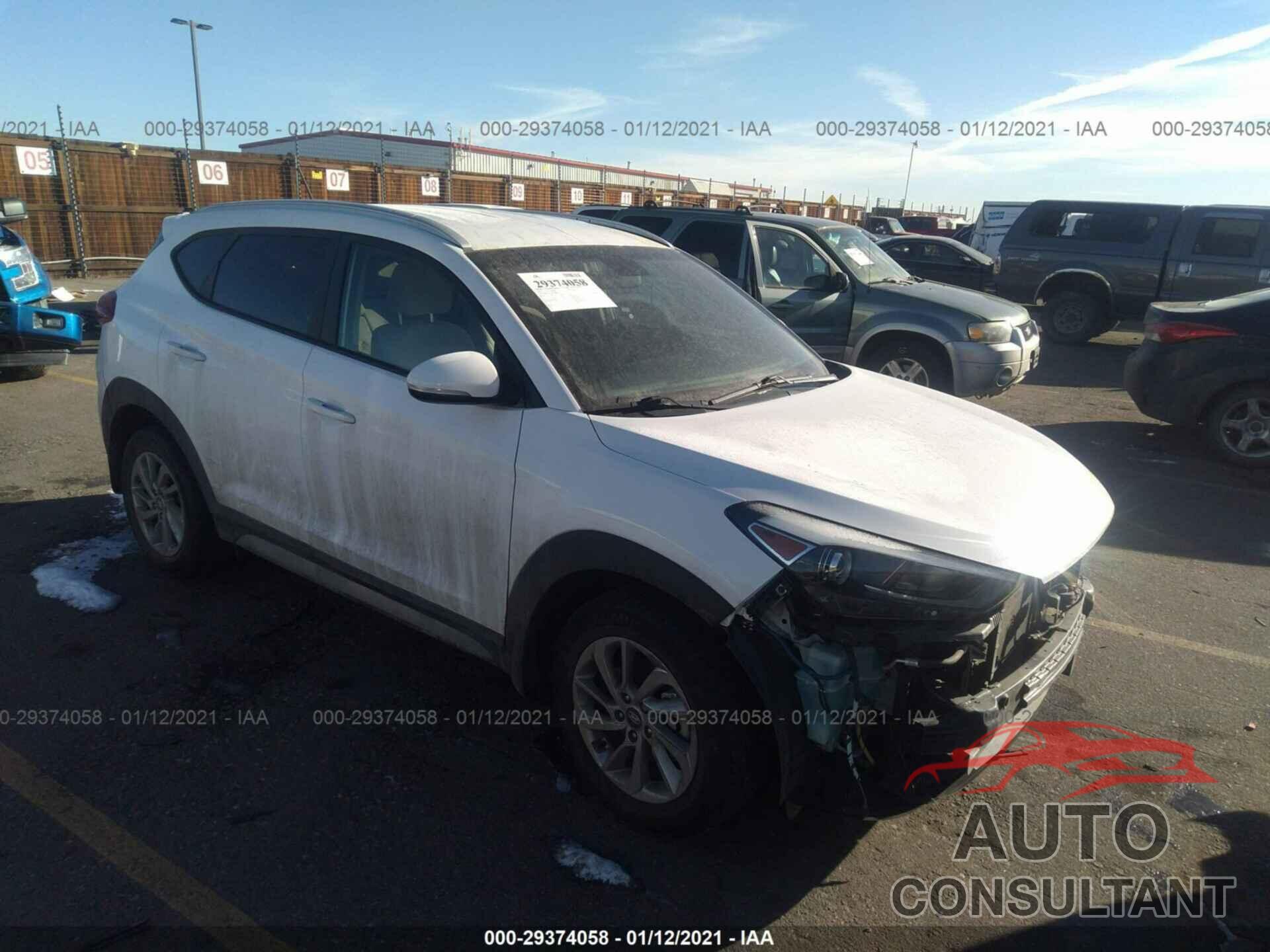HYUNDAI TUCSON 2017 - KM8J33A23HU308440