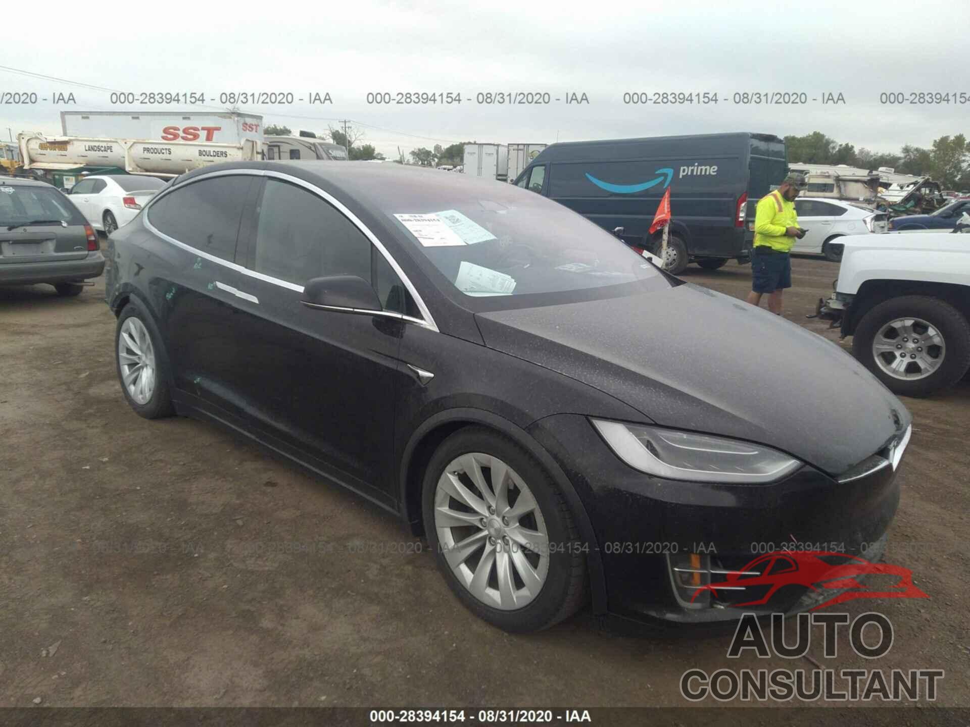 TESLA MODEL X 2018 - 5YJXCAE26JF092630