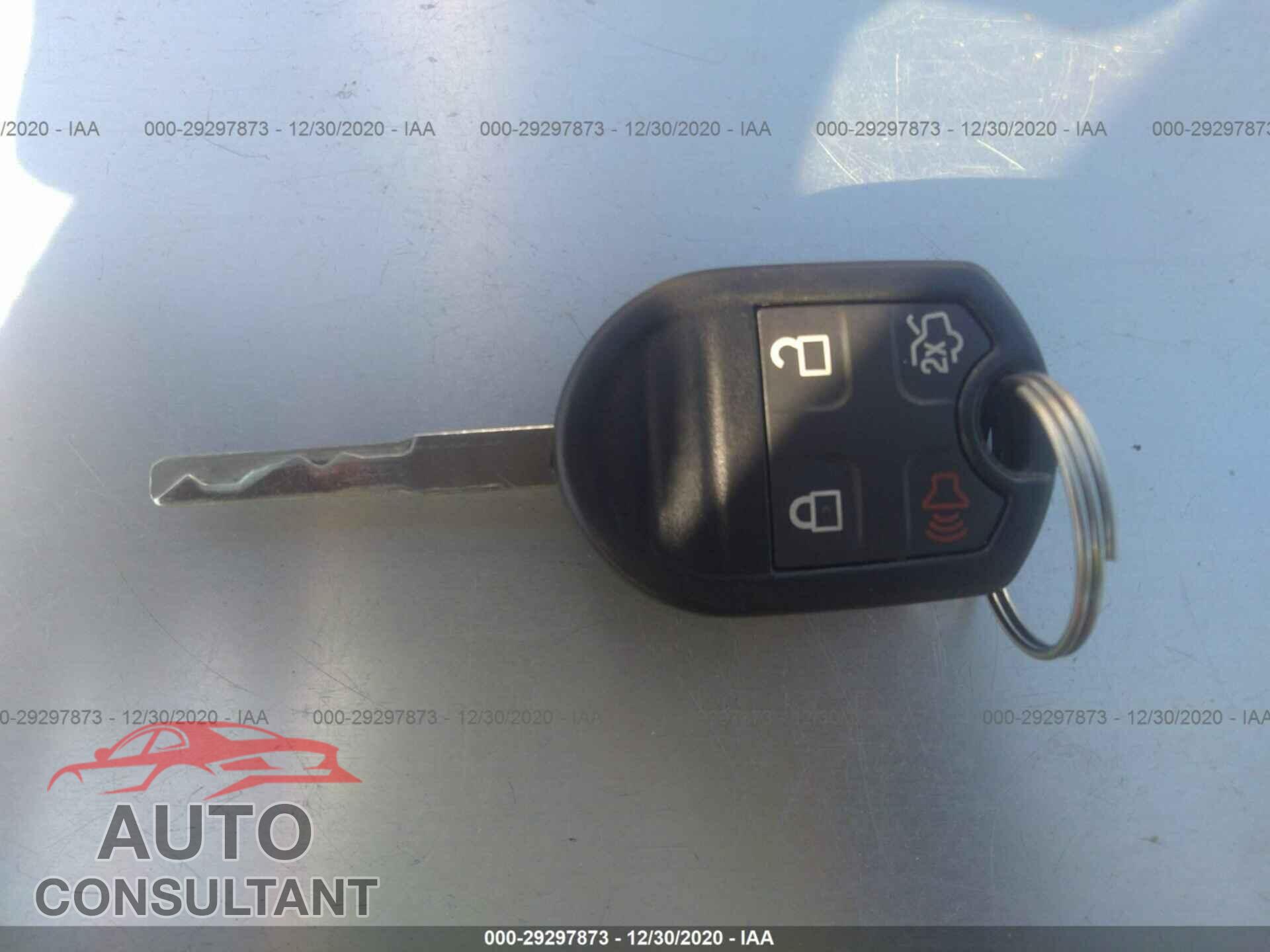 FORD FIESTA 2018 - 3FADP4EJ7JM115348