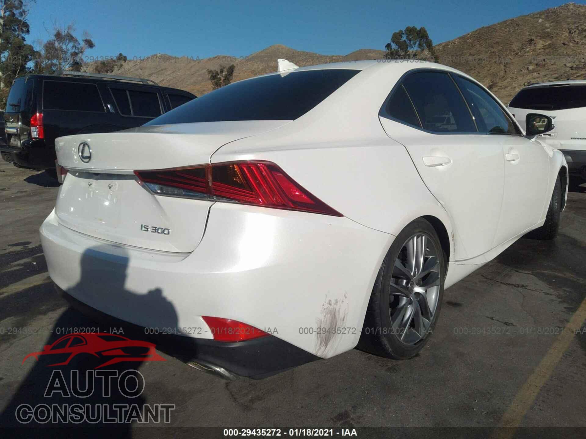 LEXUS IS 2018 - JTHBA1D26J5082052
