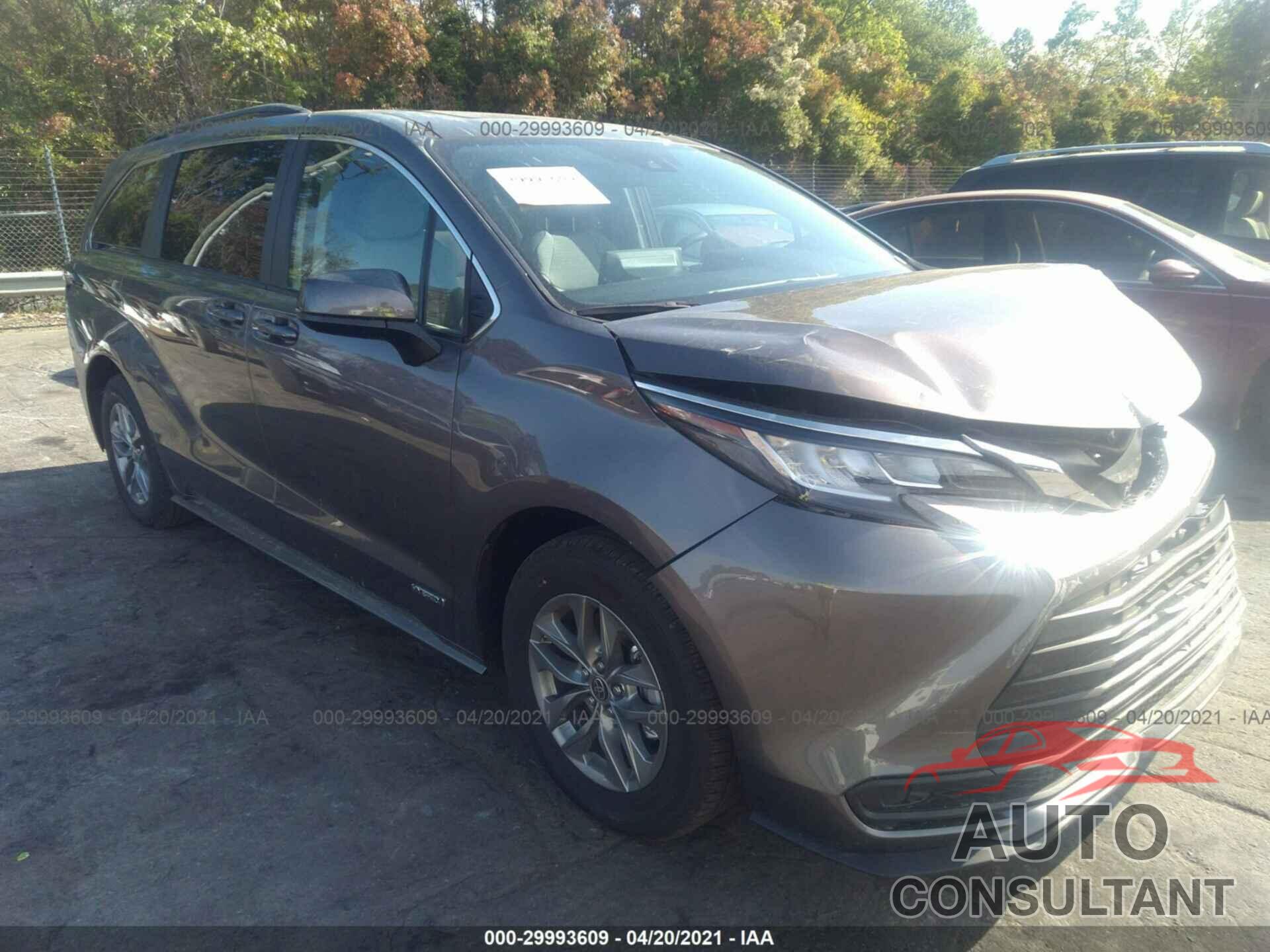 TOYOTA SIENNA 2021 - 5TDBSKFC4MS014177