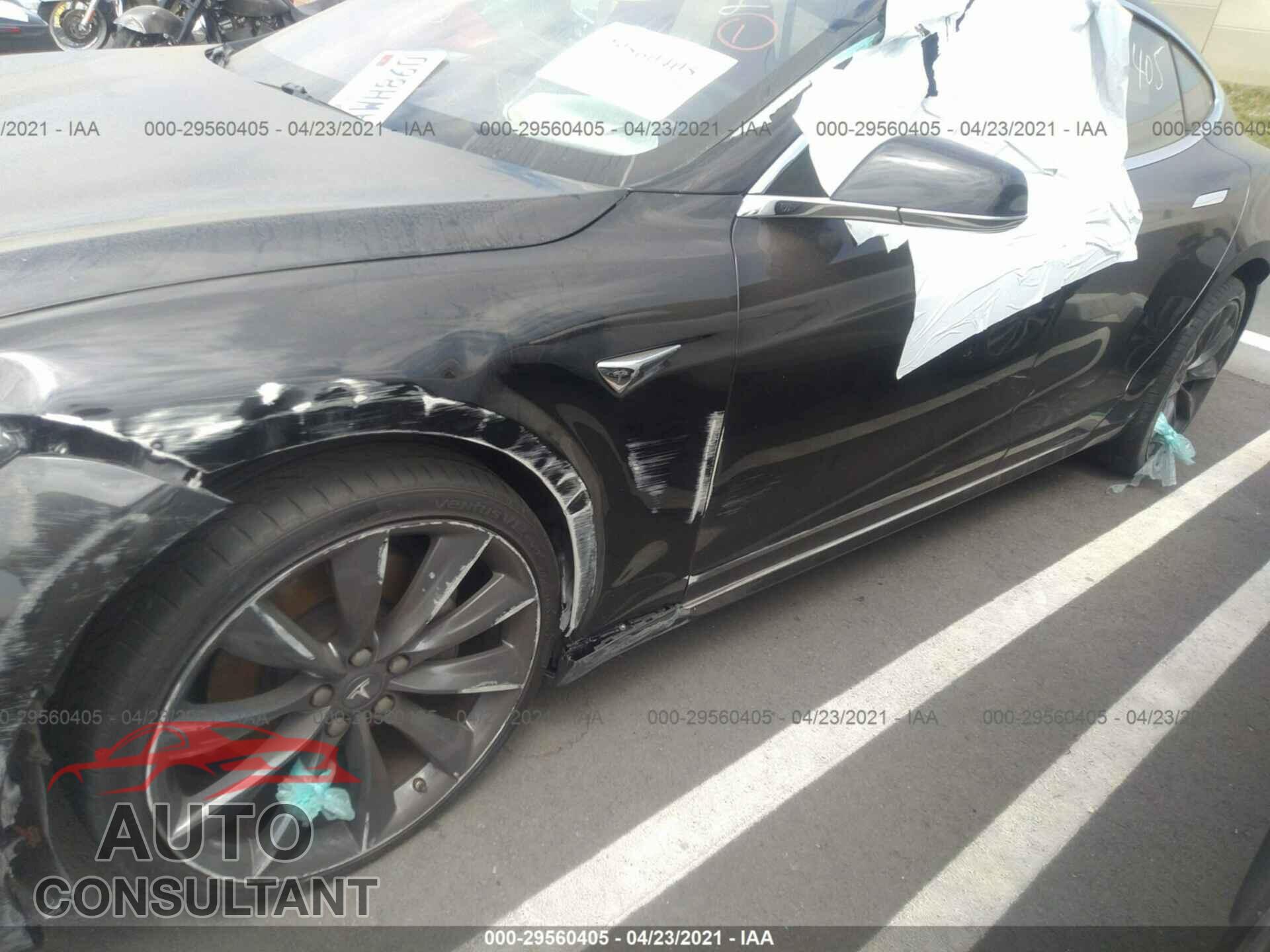 TESLA MODEL S 2017 - 5YJSA1E17HF217507