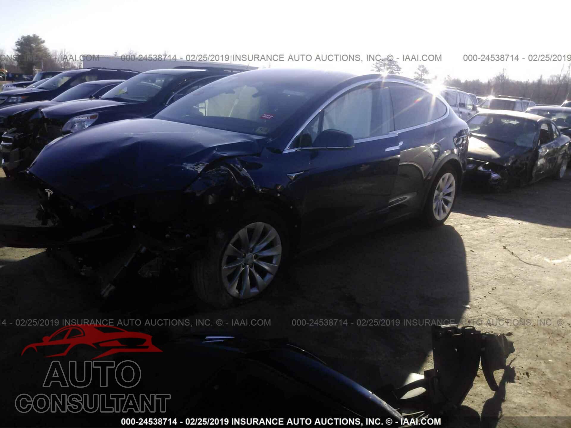 TESLA MODEL X 2018 - 5YJXCBE22JF120123