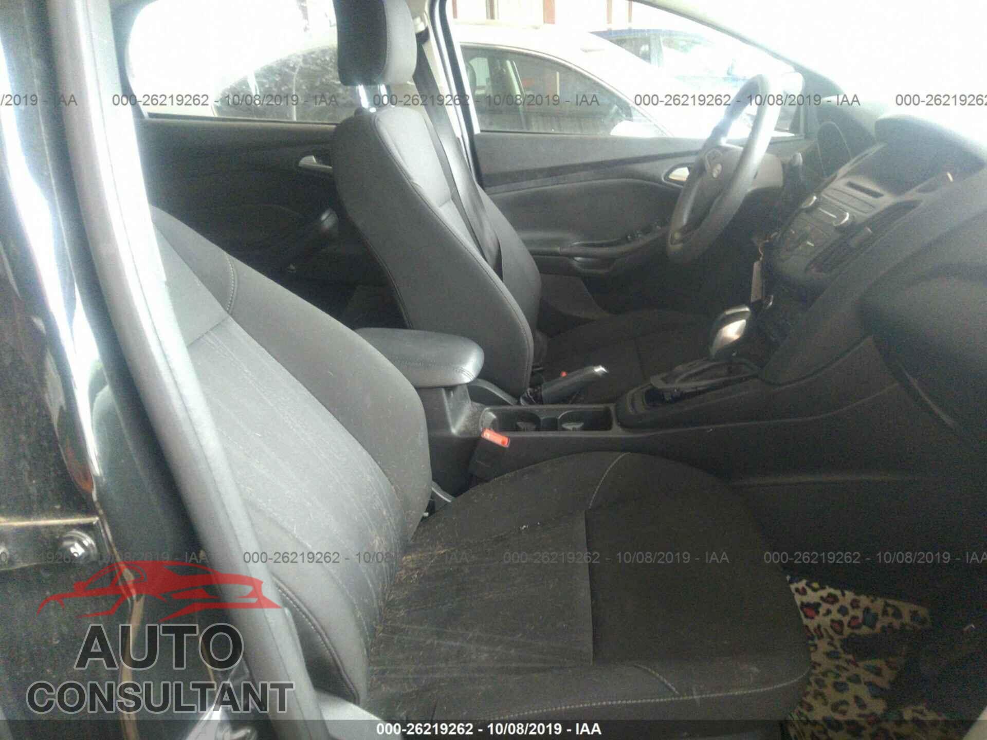 FORD FOCUS 2015 - 1FADP3F24FL203025