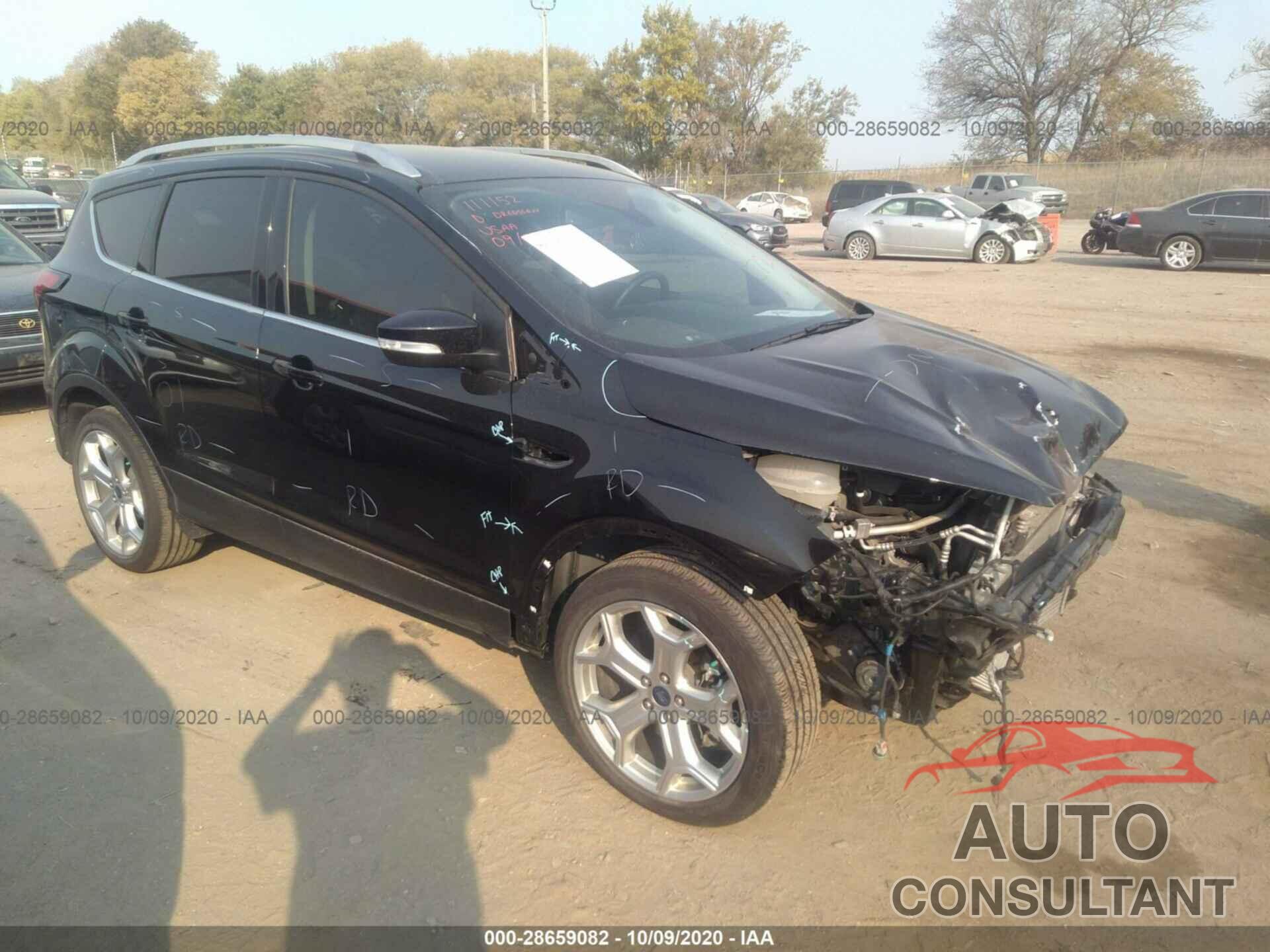 FORD ESCAPE 2019 - 1FMCU9J9XKUB02772