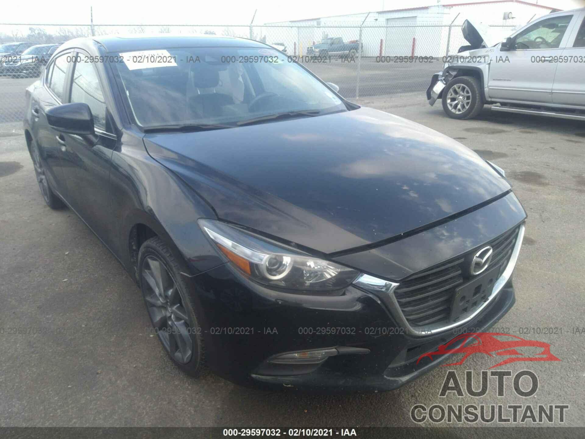 MAZDA MAZDA3 4-DOOR 2018 - 3MZBN1V34JM240909