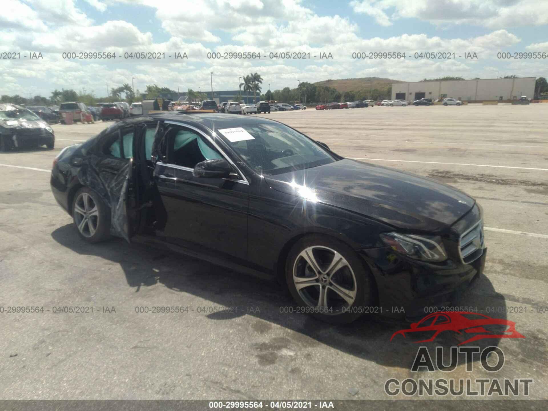 MERCEDES-BENZ E-CLASS 2018 - WDDZF4JB5JA317254