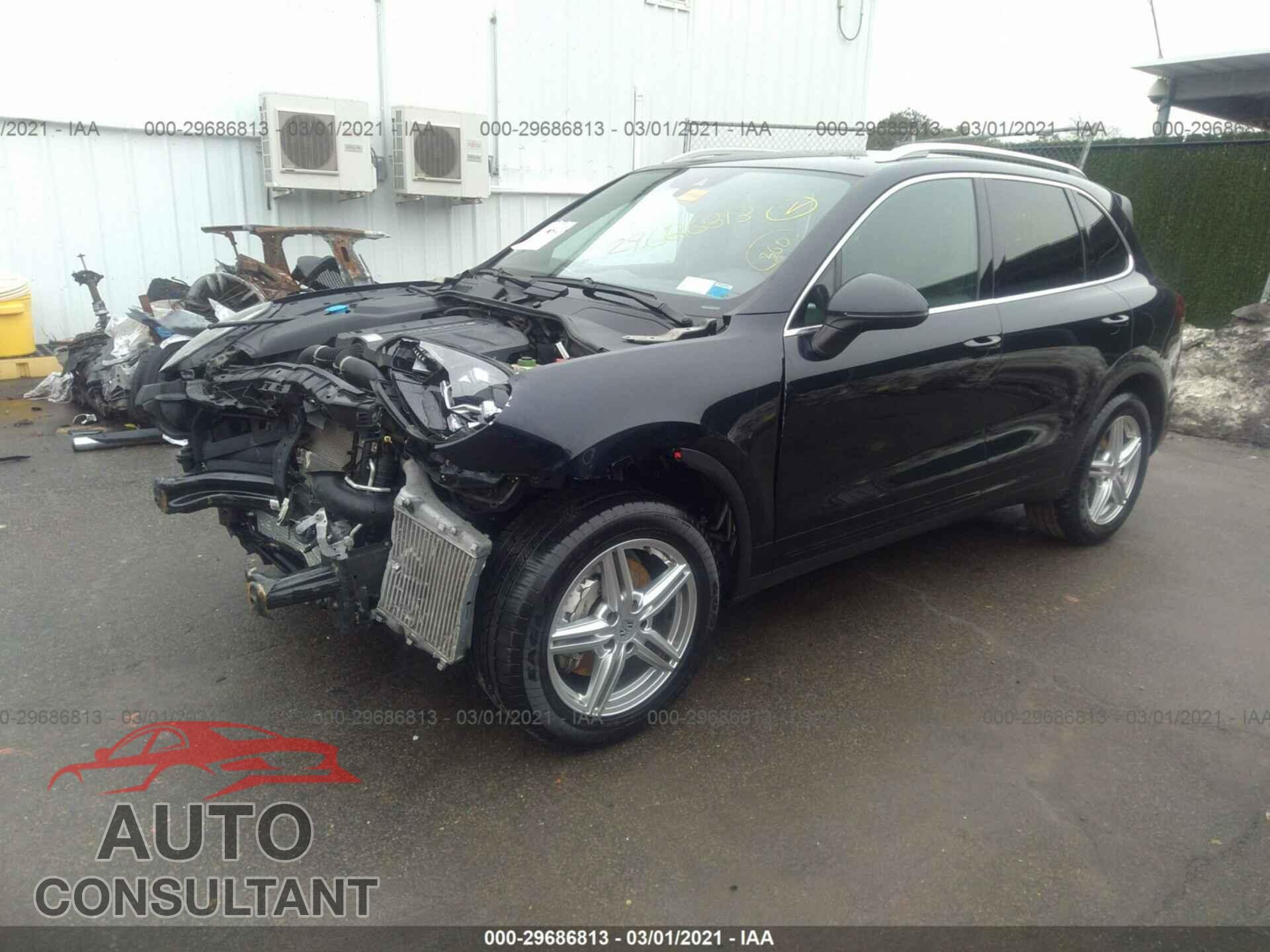 PORSCHE CAYENNE 2017 - WP1AB2A26HLA52770