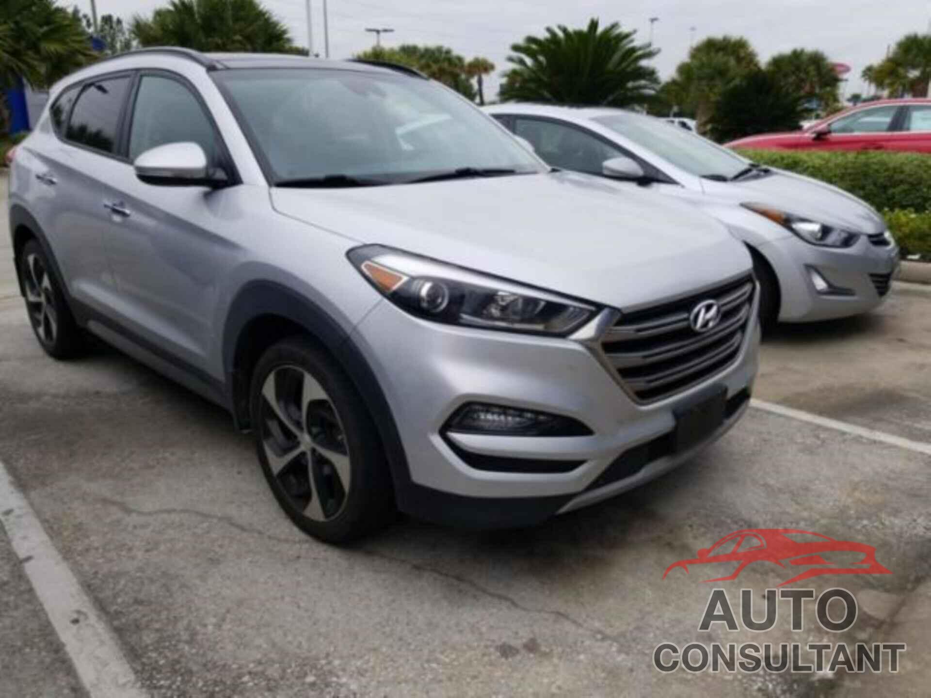 HYUNDAI TUCSON 2017 - KM8J3CA26HU331470