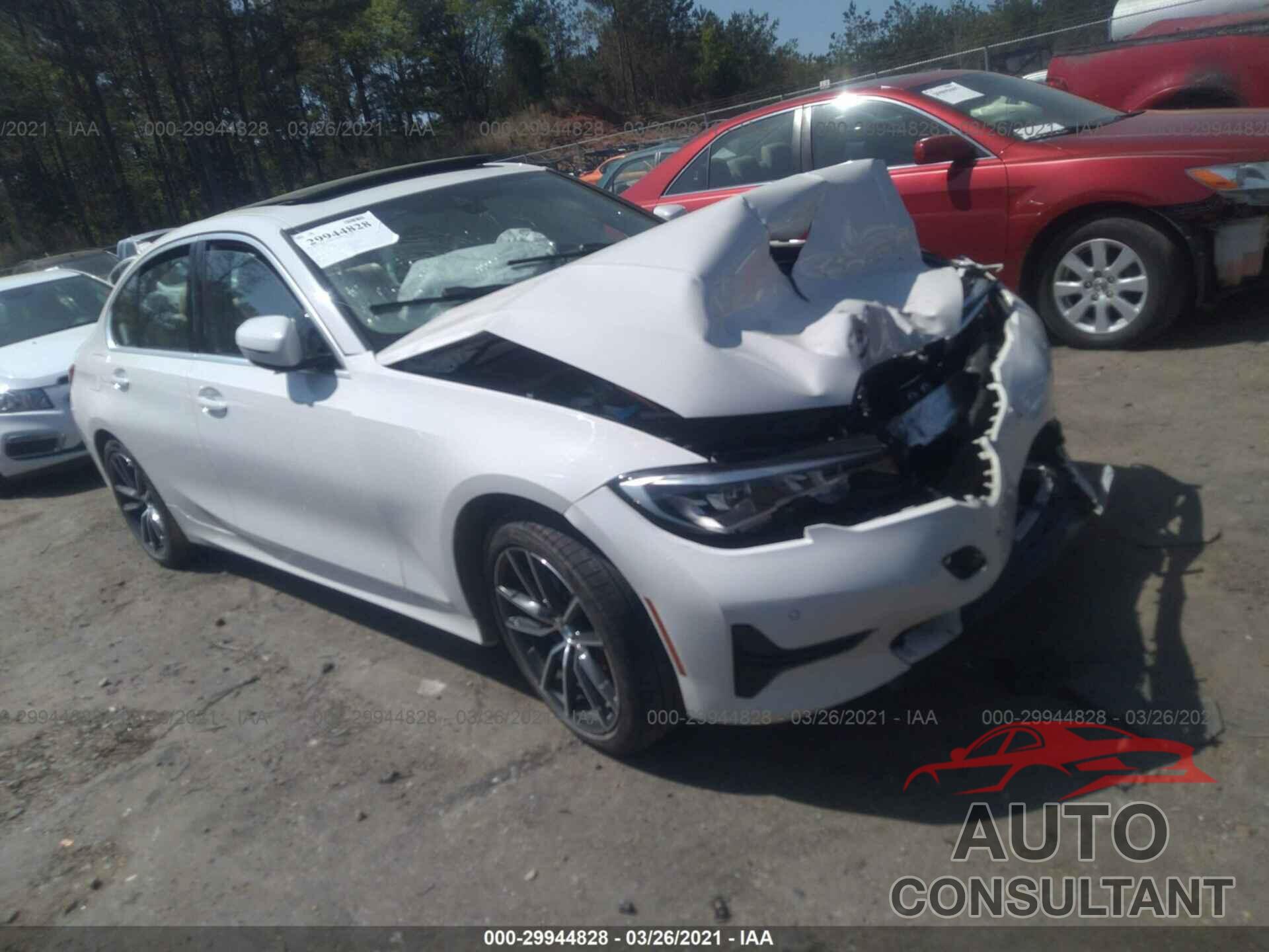 BMW 3 SERIES 2019 - WBA5R1C55KAK12623