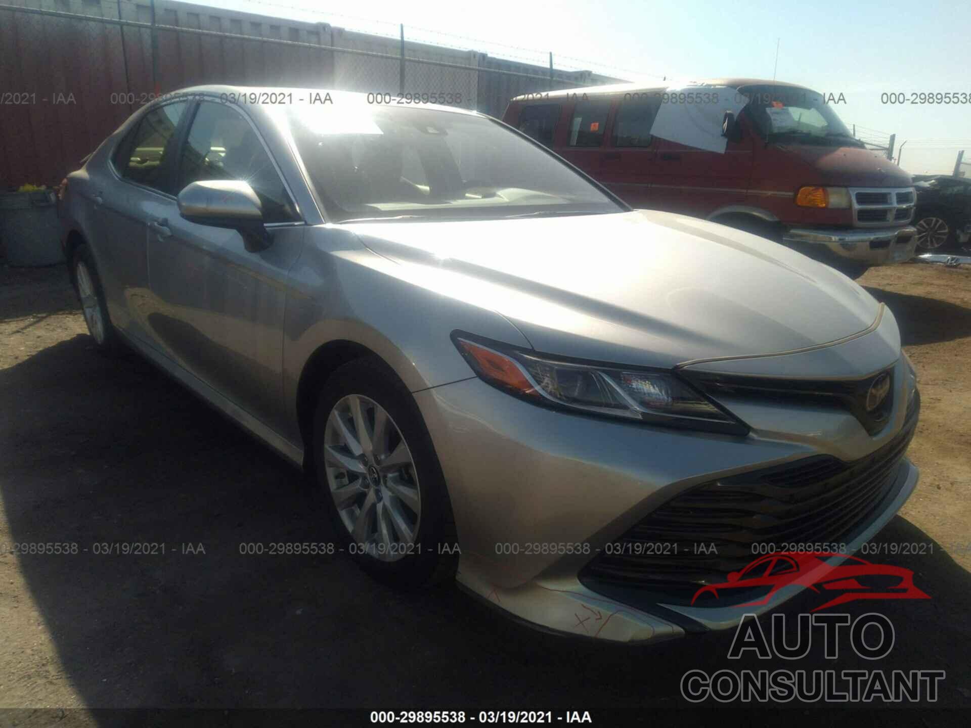 TOYOTA CAMRY 2018 - JTNB11HK1J3041024