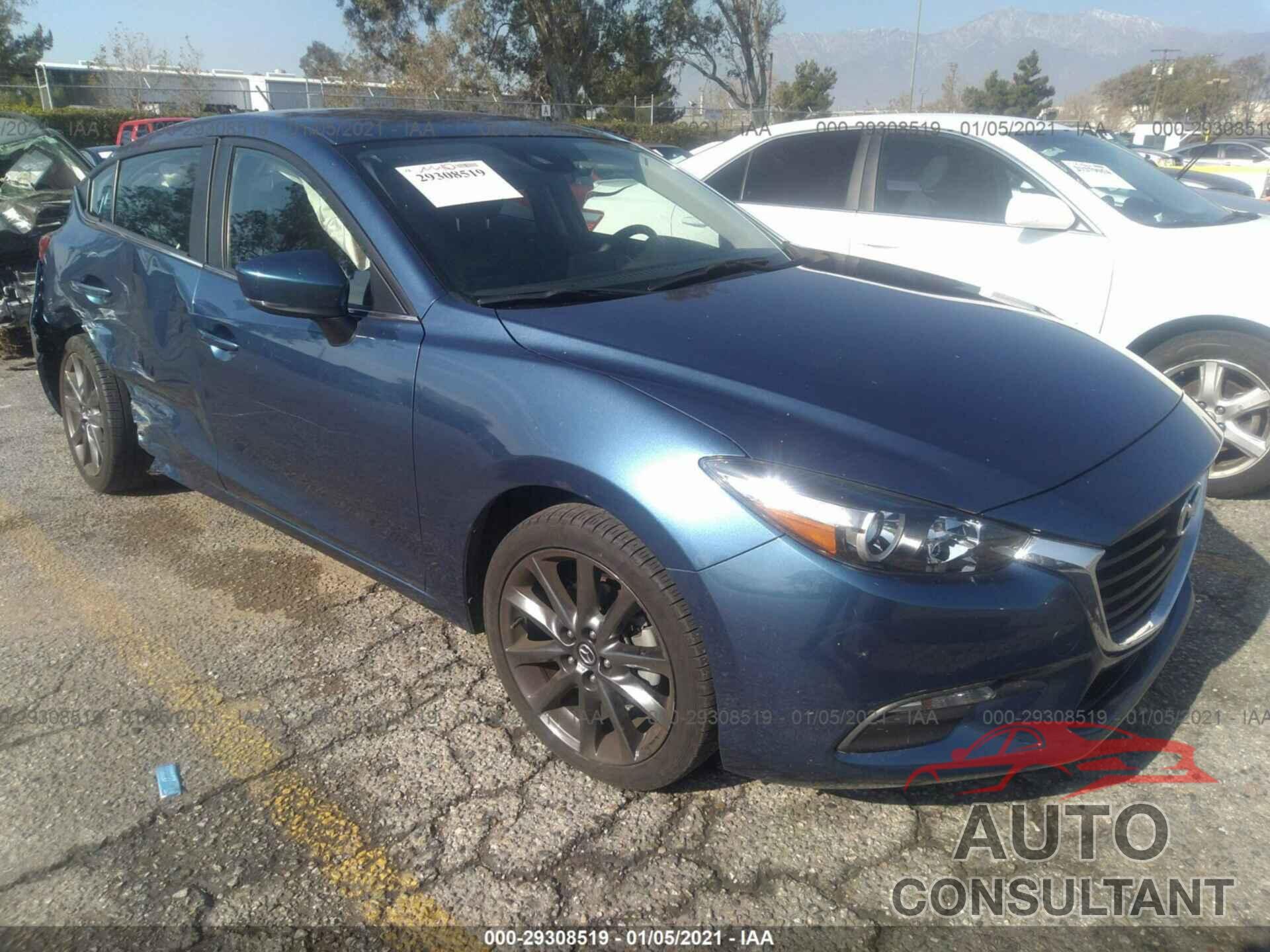 MAZDA MAZDA3 5-DOOR 2018 - 3MZBN1L30JM276390