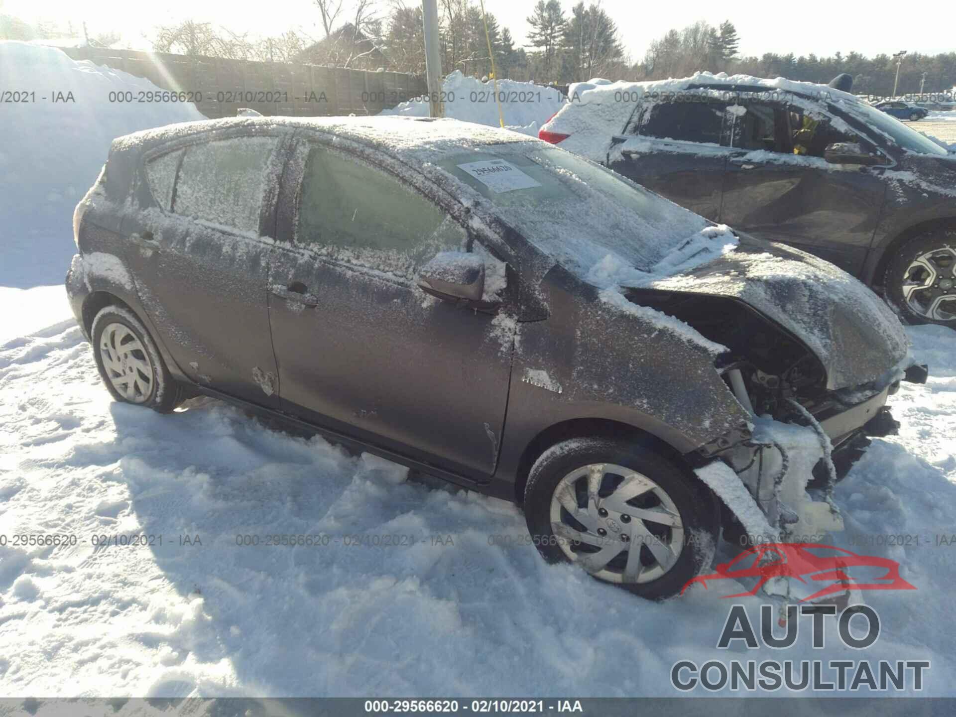 TOYOTA PRIUS C 2015 - JTDKDTB37F1110259