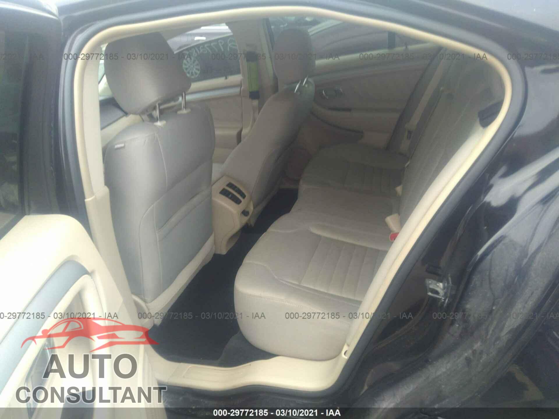 FORD TAURUS 2017 - 1FAHP2D82HG124239