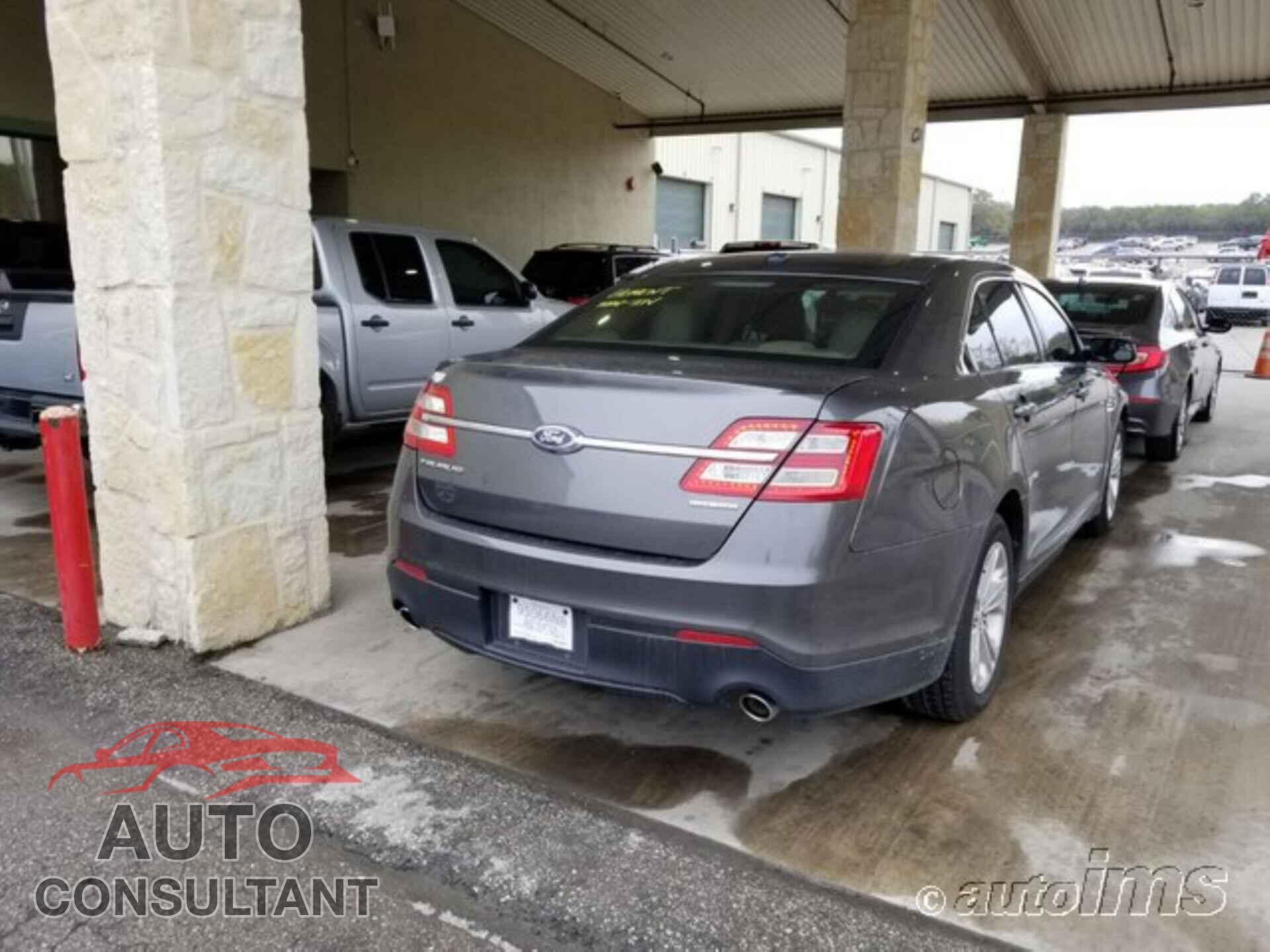 FORD TAURUS 2017 - 1FAHP2D89HG123024
