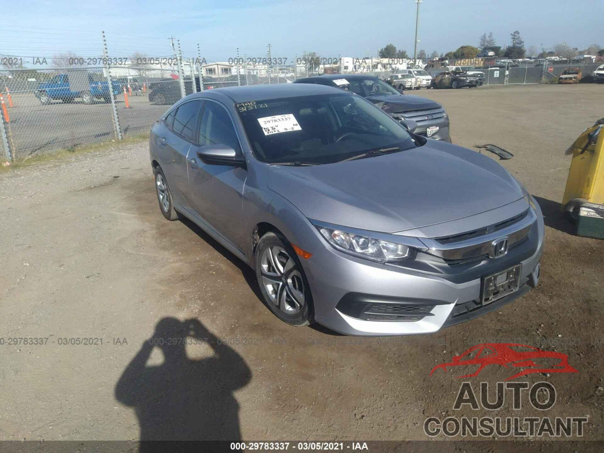 HONDA CIVIC SEDAN 2018 - 2HGFC2F59JH593873