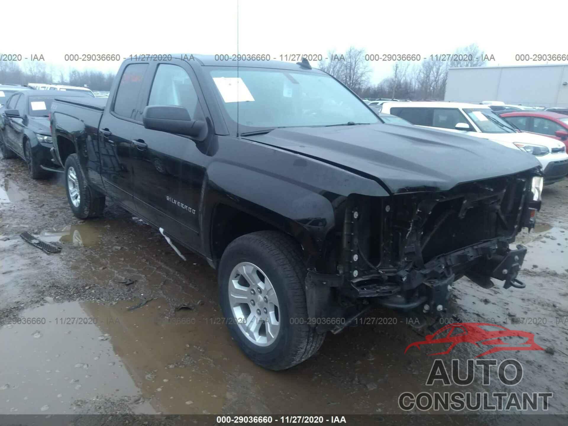 CHEVROLET SILVERADO 1500 2018 - 1GCVKREH6JZ166667
