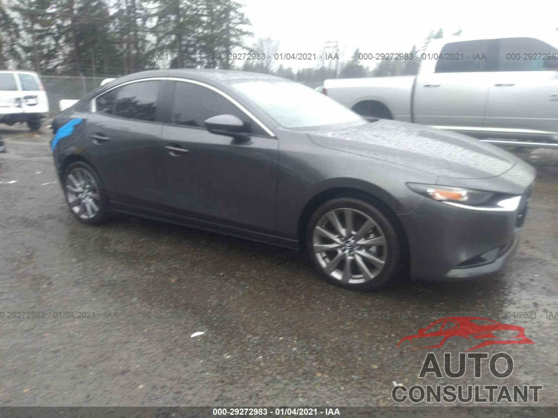 MAZDA MAZDA3 SEDAN 2019 - JM1BPBDMXK1117532