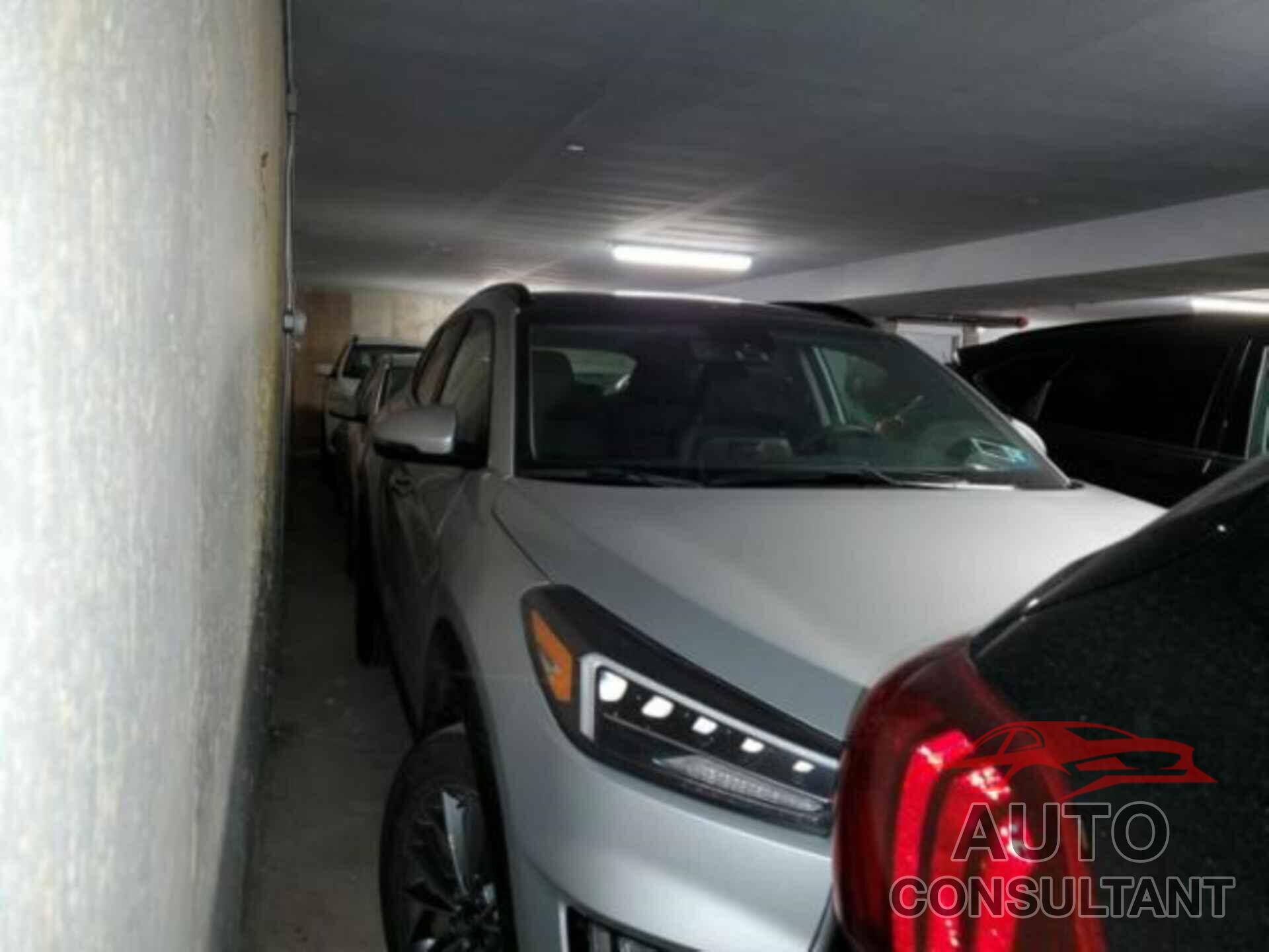 HYUNDAI TUCSON 2019 - KM8J3CAL1KU930339
