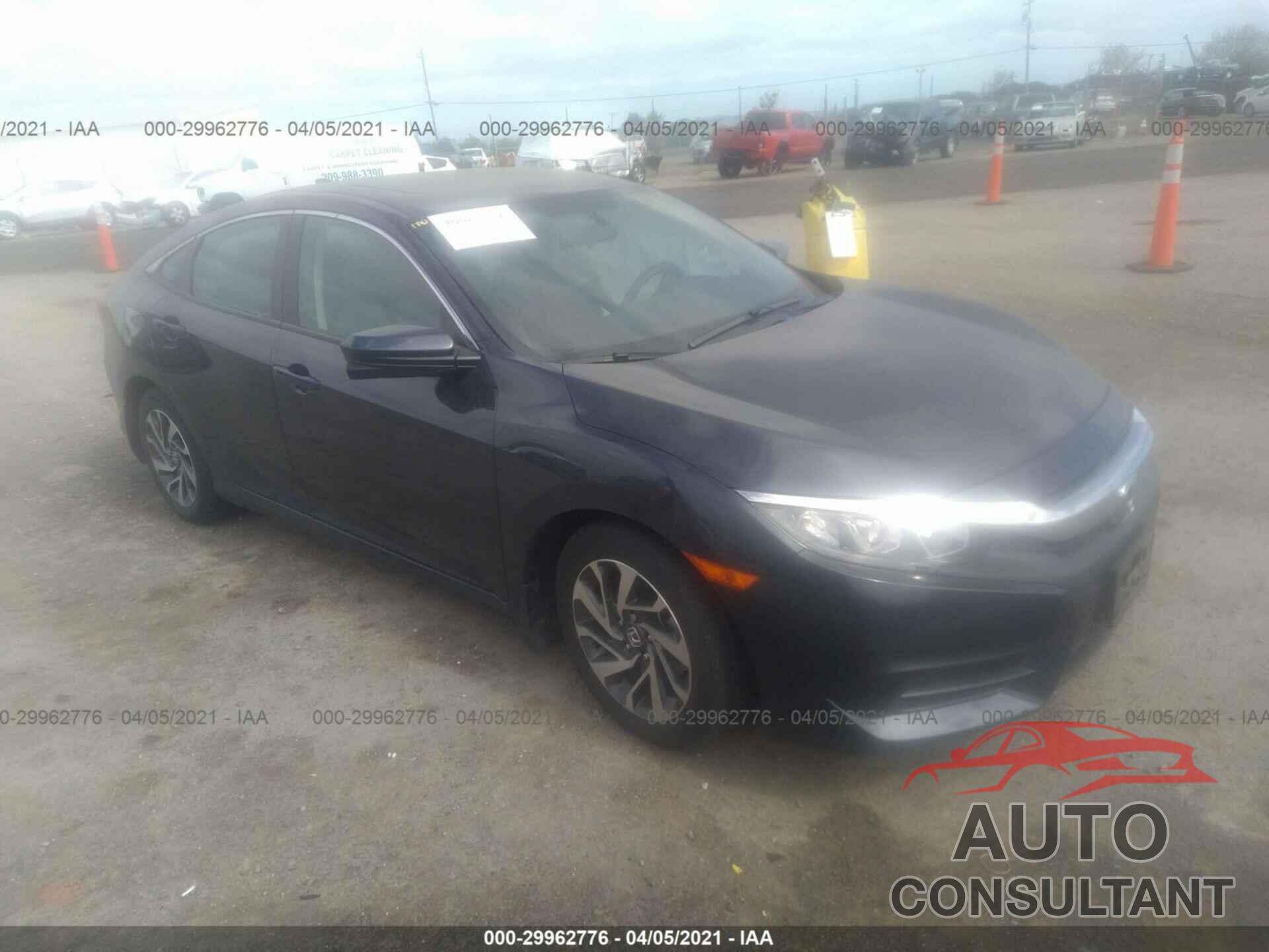 HONDA CIVIC SEDAN 2018 - 2HGFC2F78JH509950