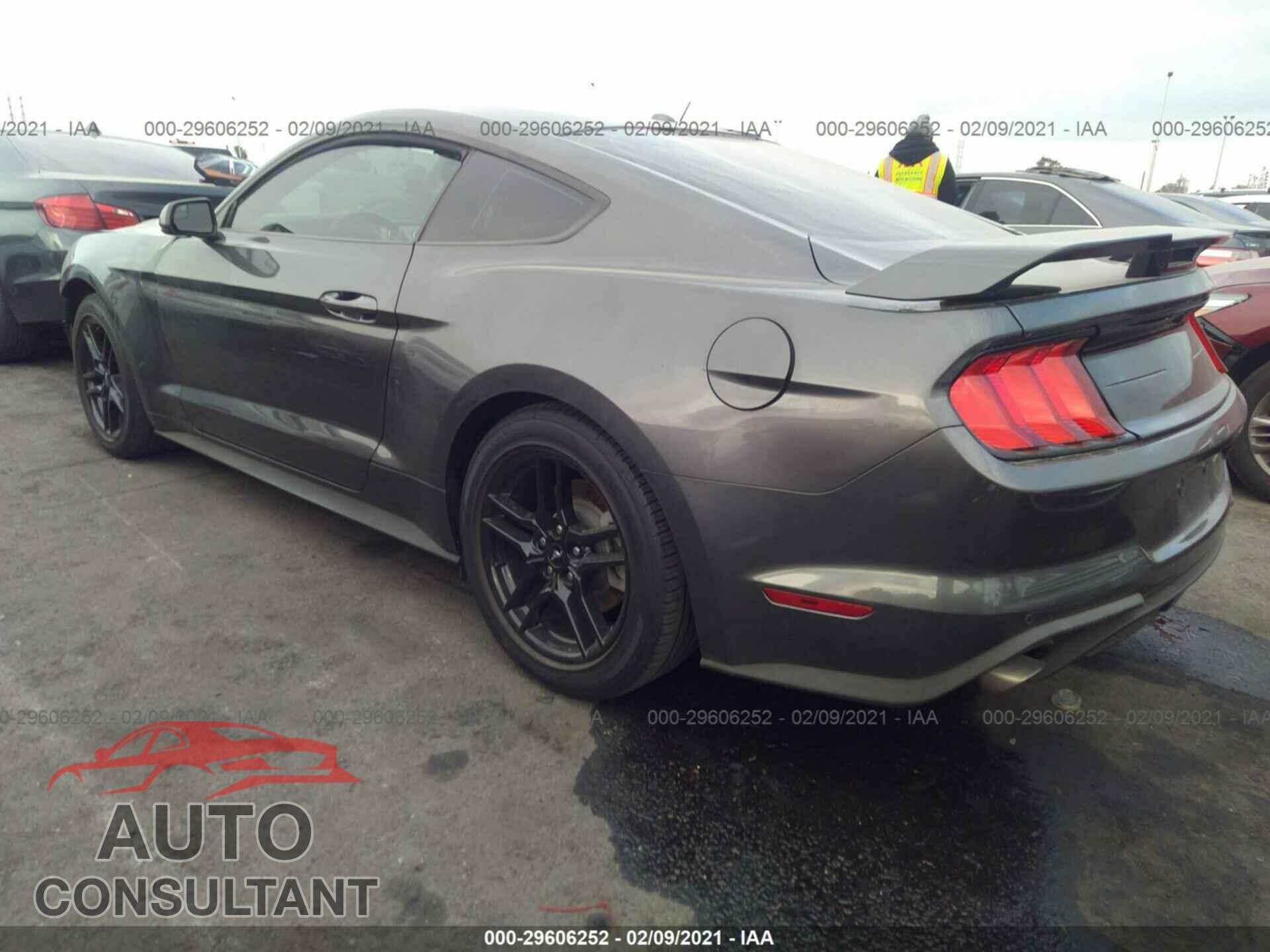 FORD MUSTANG 2019 - 1FA6P8THXK5135018