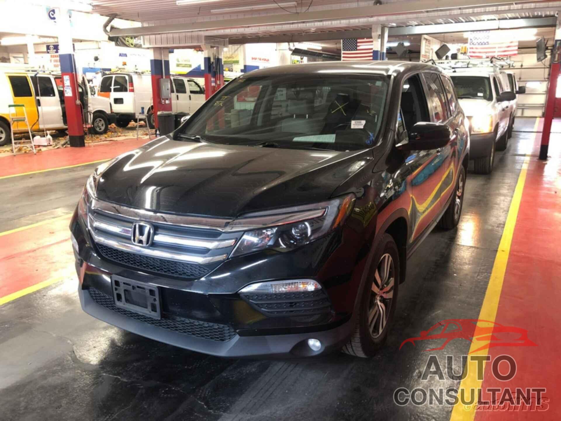 HONDA PILOT 2017 - 5FNYF6H59HB019096
