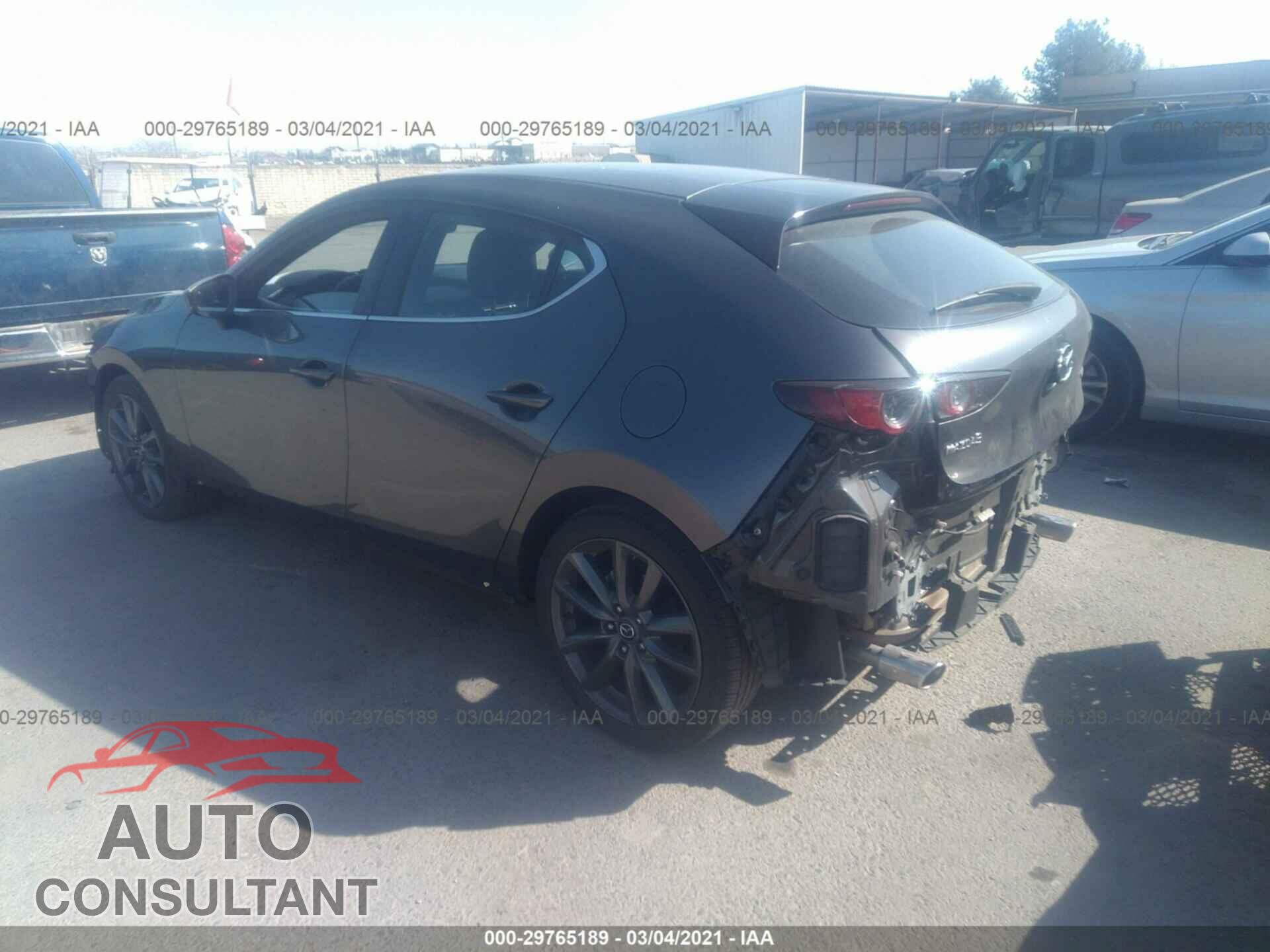 MAZDA MAZDA3 HATCHBACK 2019 - JM1BPAJM0K1137528