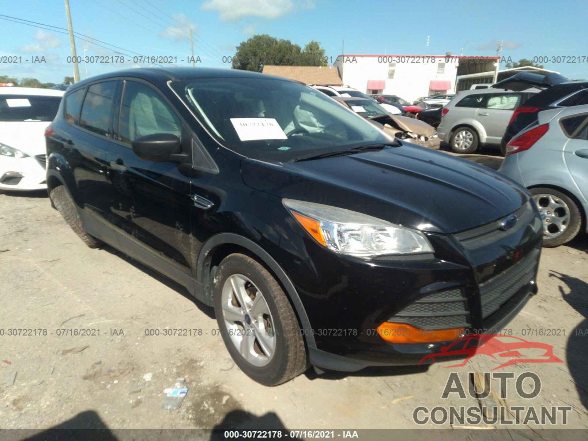 FORD ESCAPE 2016 - 1FMCU0F70GUC51718