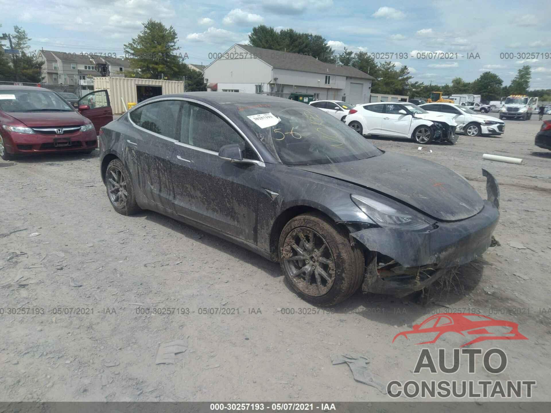 TESLA MODEL 3 2020 - 5YJ3E1EB2LF790387