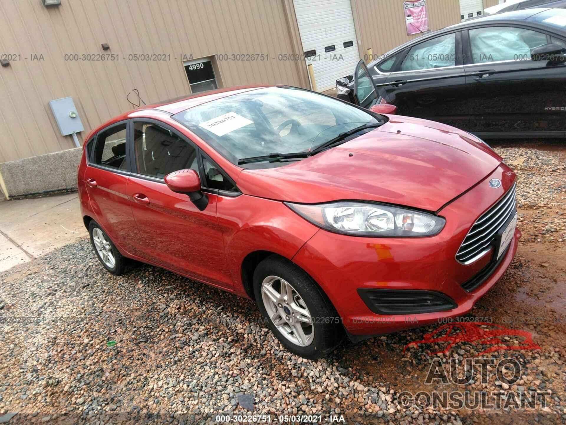 FORD FIESTA 2018 - 3FADP4EJ4JM119406