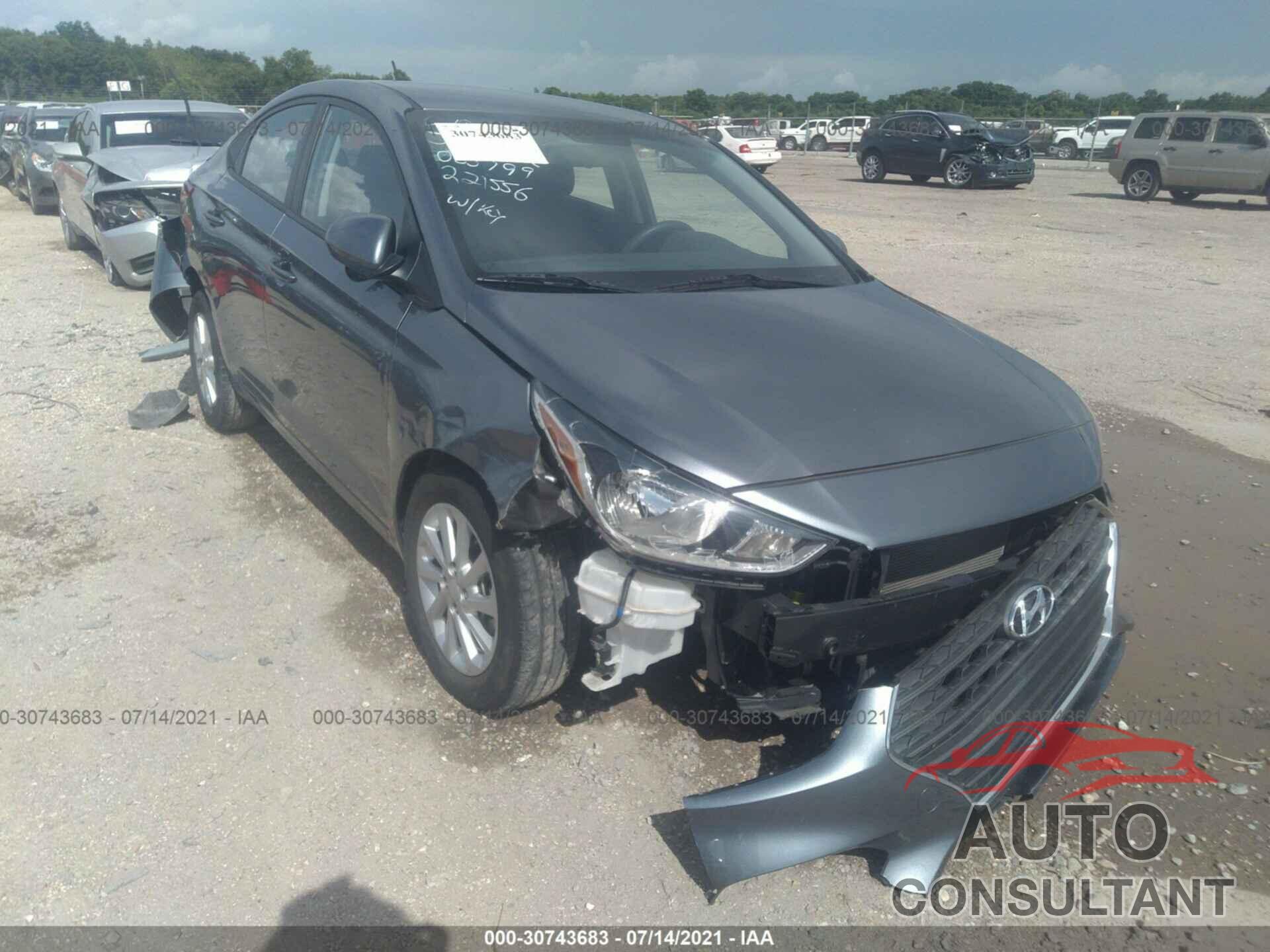 HYUNDAI ACCENT 2018 - 3KPC24A35JE033799