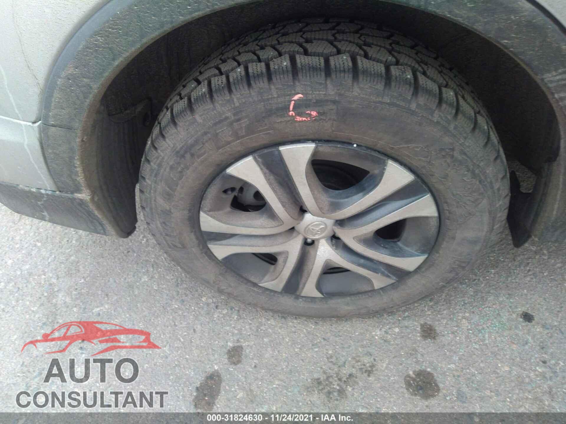 TOYOTA RAV4 2017 - 2T3BFREV4HW663448