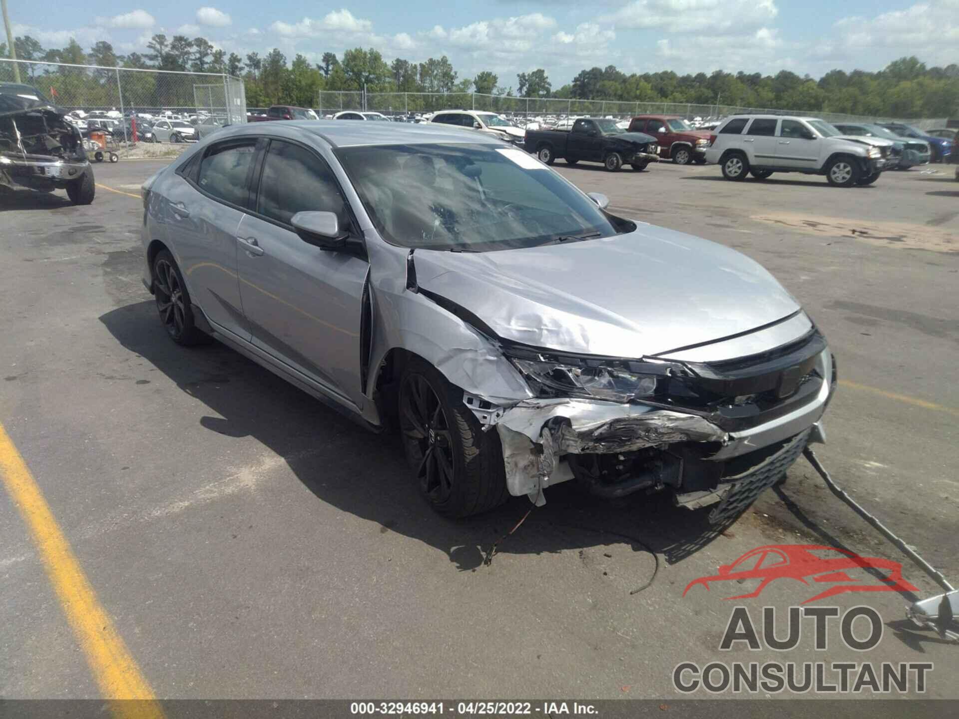 HONDA CIVIC HATCHBACK 2018 - SHHFK7H45JU217243
