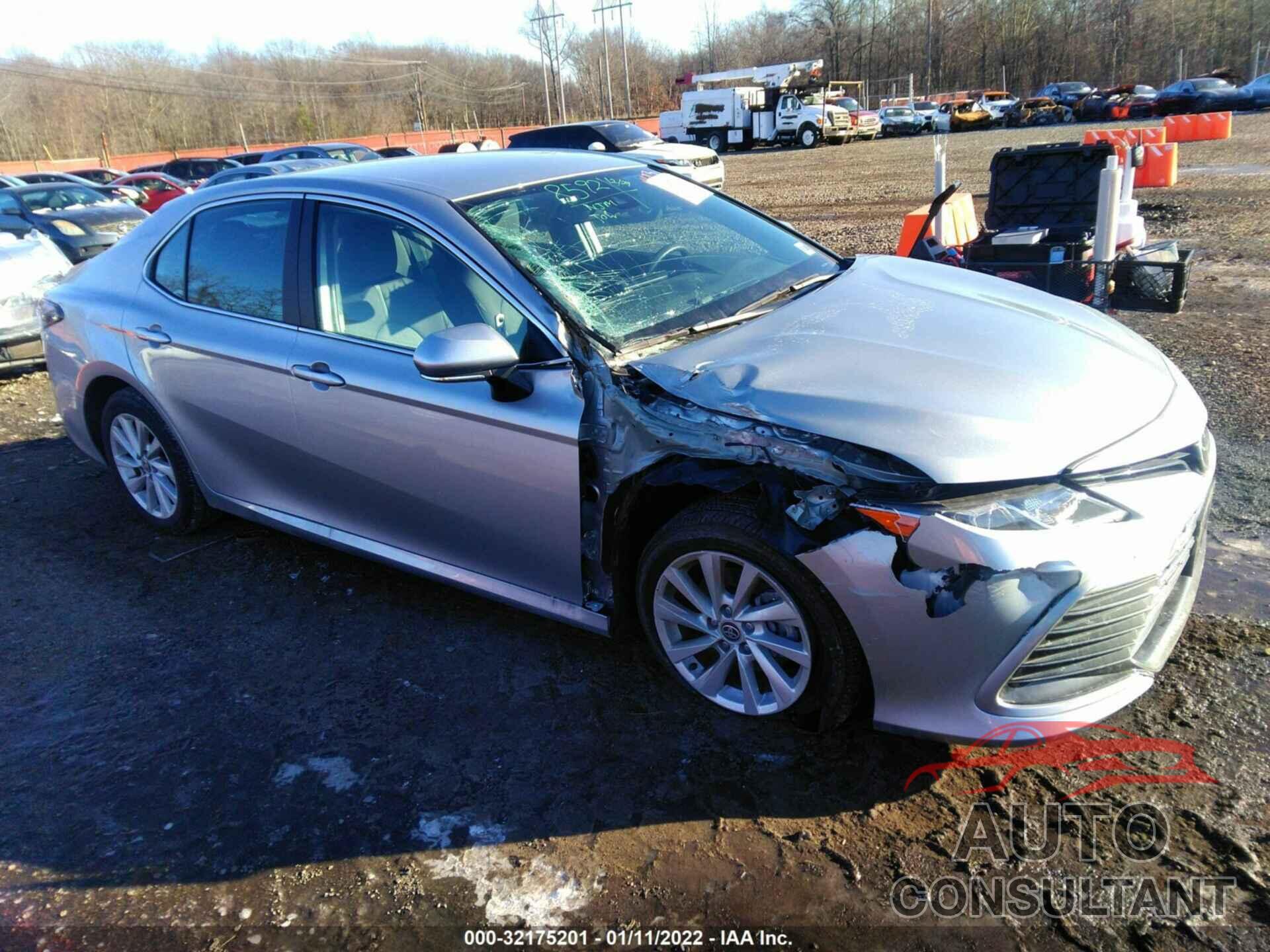 TOYOTA CAMRY 2021 - 4T1R11AK8MU474623