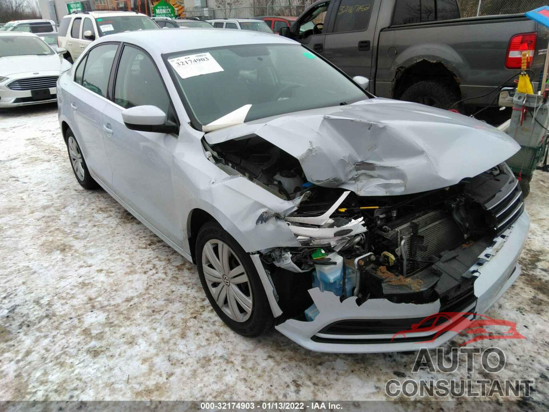 VOLKSWAGEN JETTA 2017 - 3VW2B7AJ5HM274142