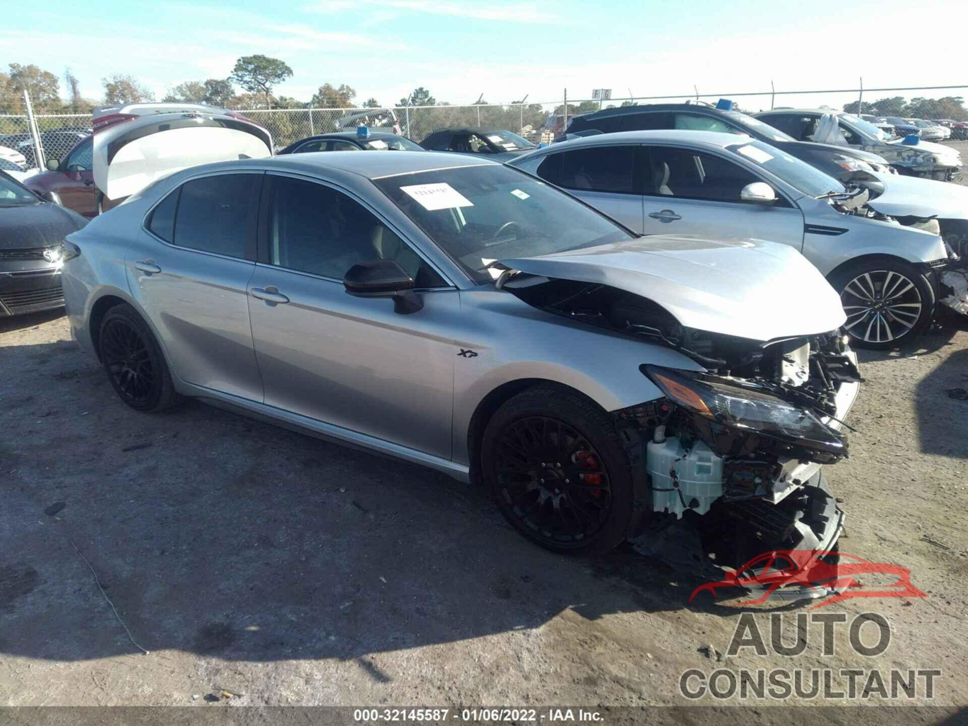 TOYOTA CAMRY 2021 - 4T1G11AK3MU576676