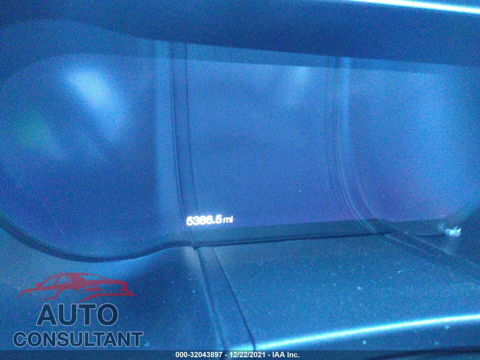 FORD MUSTANG 2018 - 1FA6P8CF7J5116889