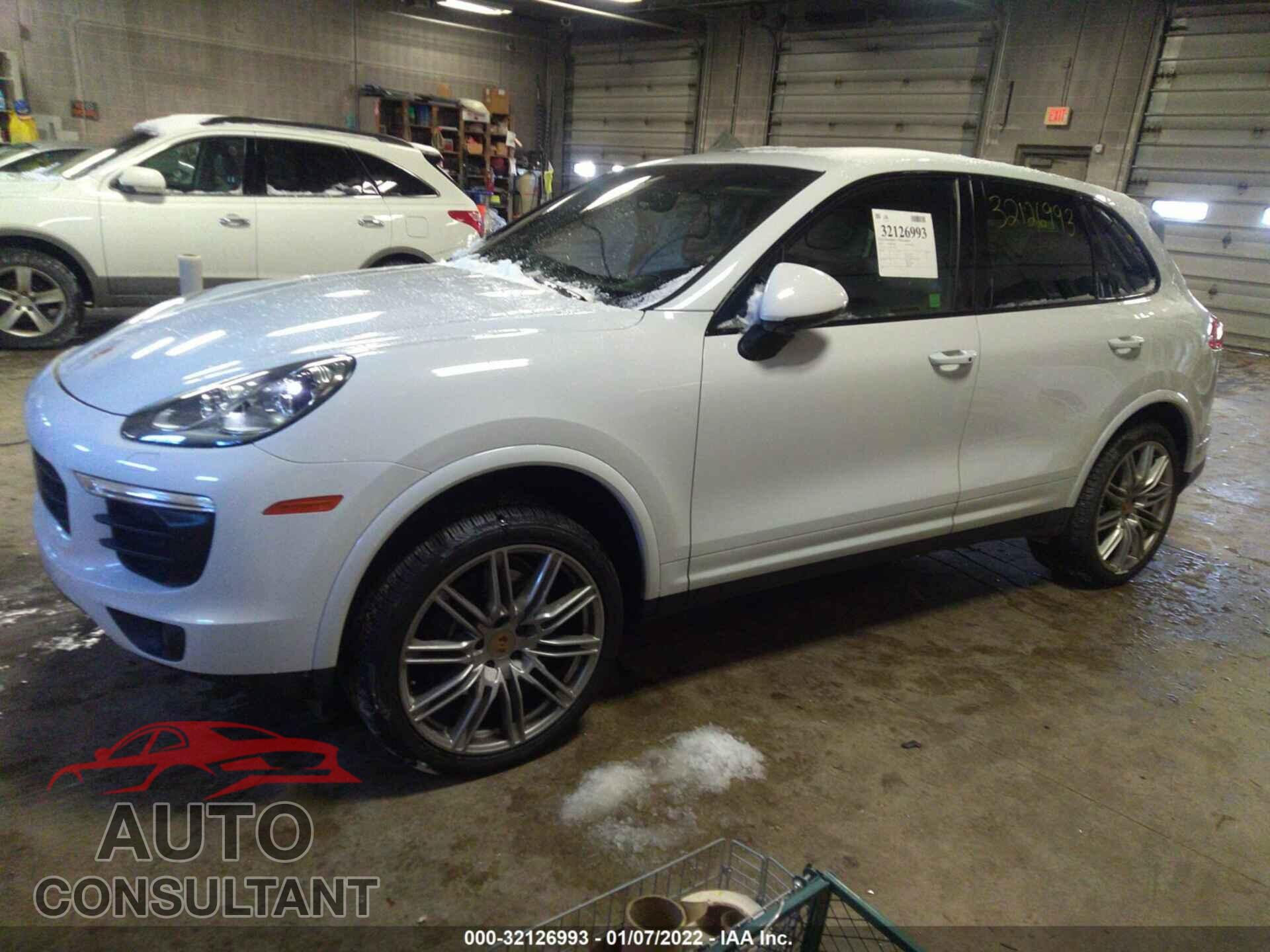 PORSCHE CAYENNE 2017 - WP1AA2A25HKA90631