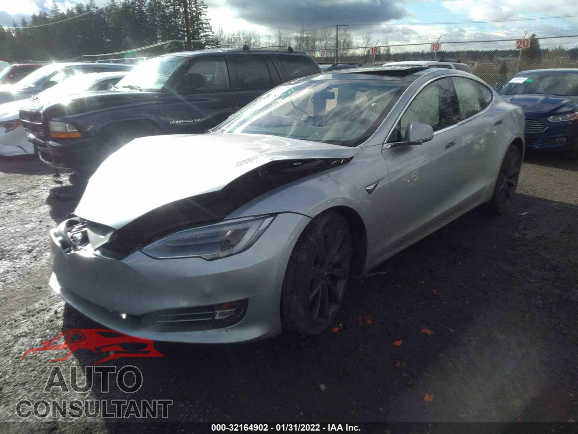 TESLA MODEL S 2017 - 5YJSA1E4XHF183752